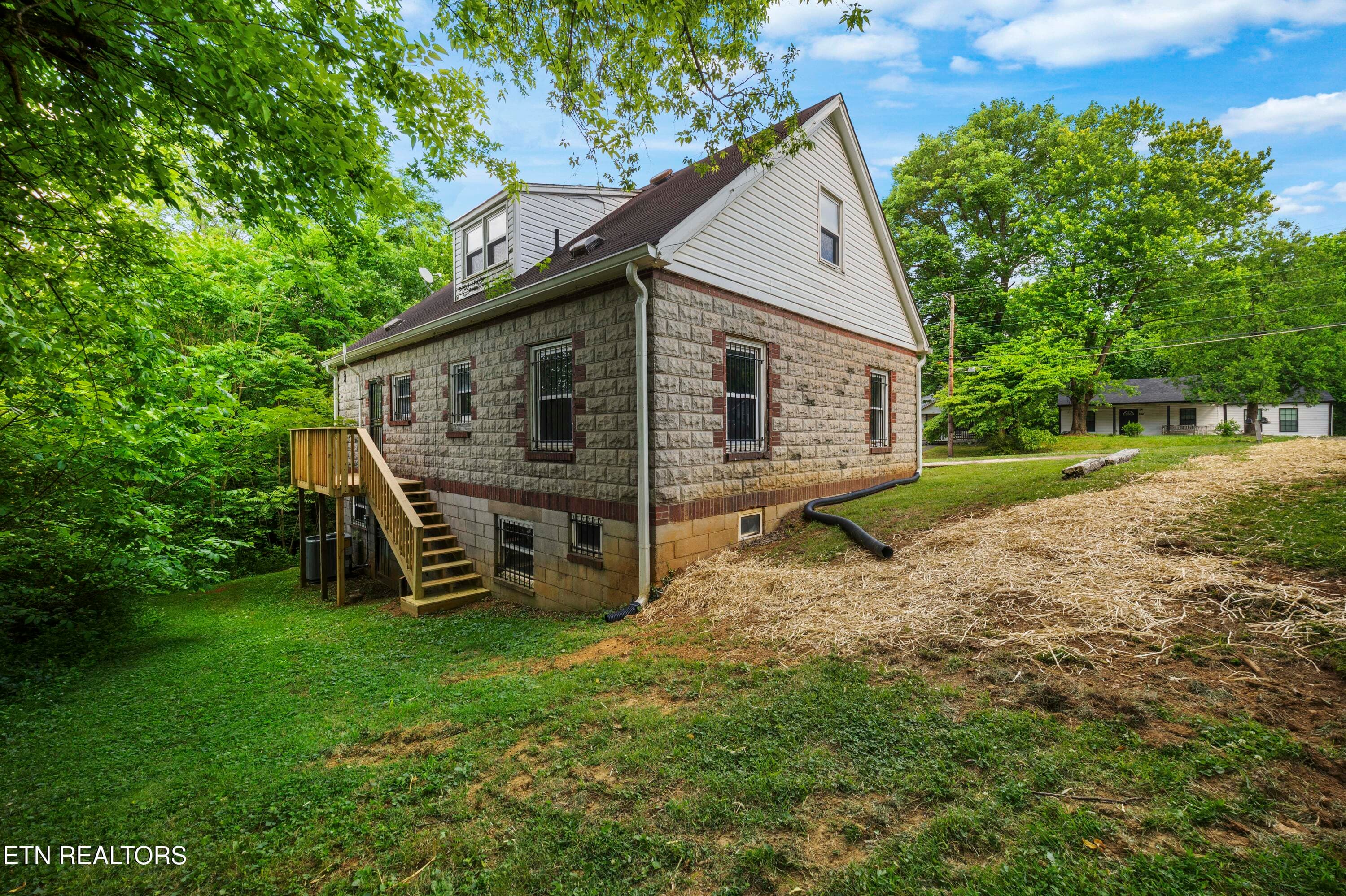 L40A0259 - 359 Nash Rd, Knoxville, TN 37914