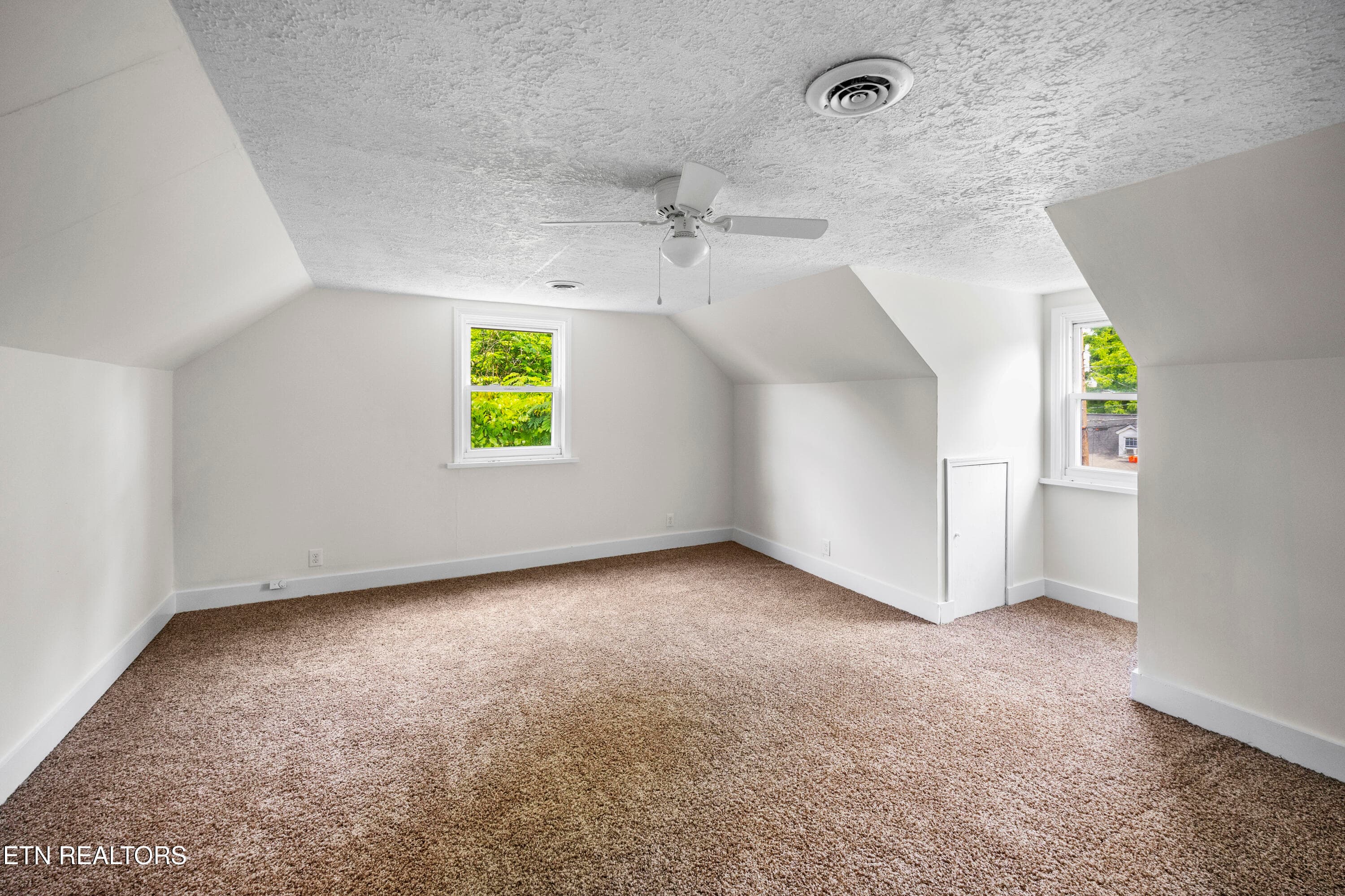L40A0307 - 359 Nash Rd, Knoxville, TN 37914