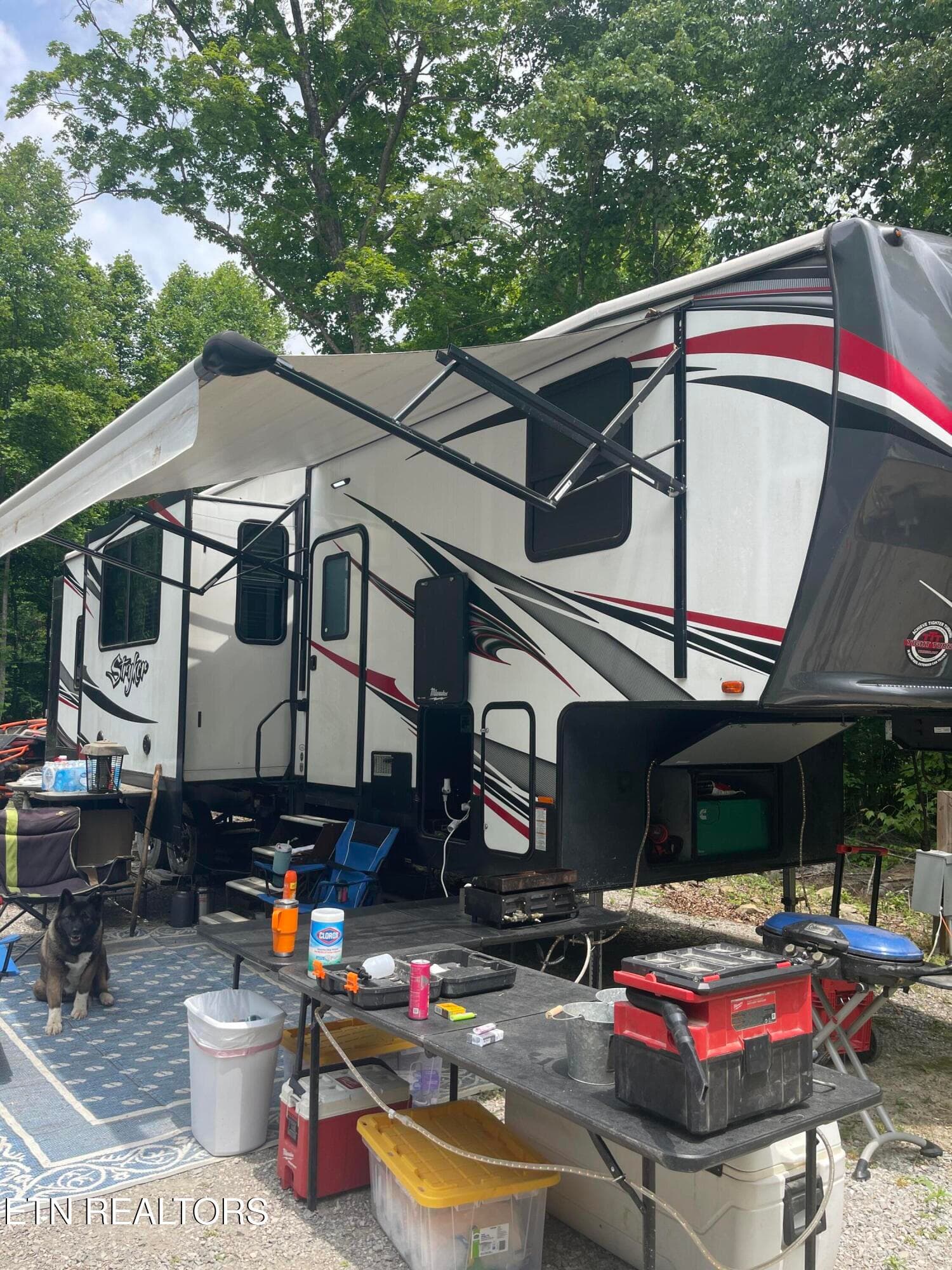camper exterior - 549 Defender Rd, LaFollette, TN 37766