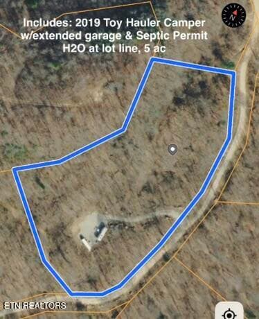 549 Defender Rd, LaFollette, TN 37766