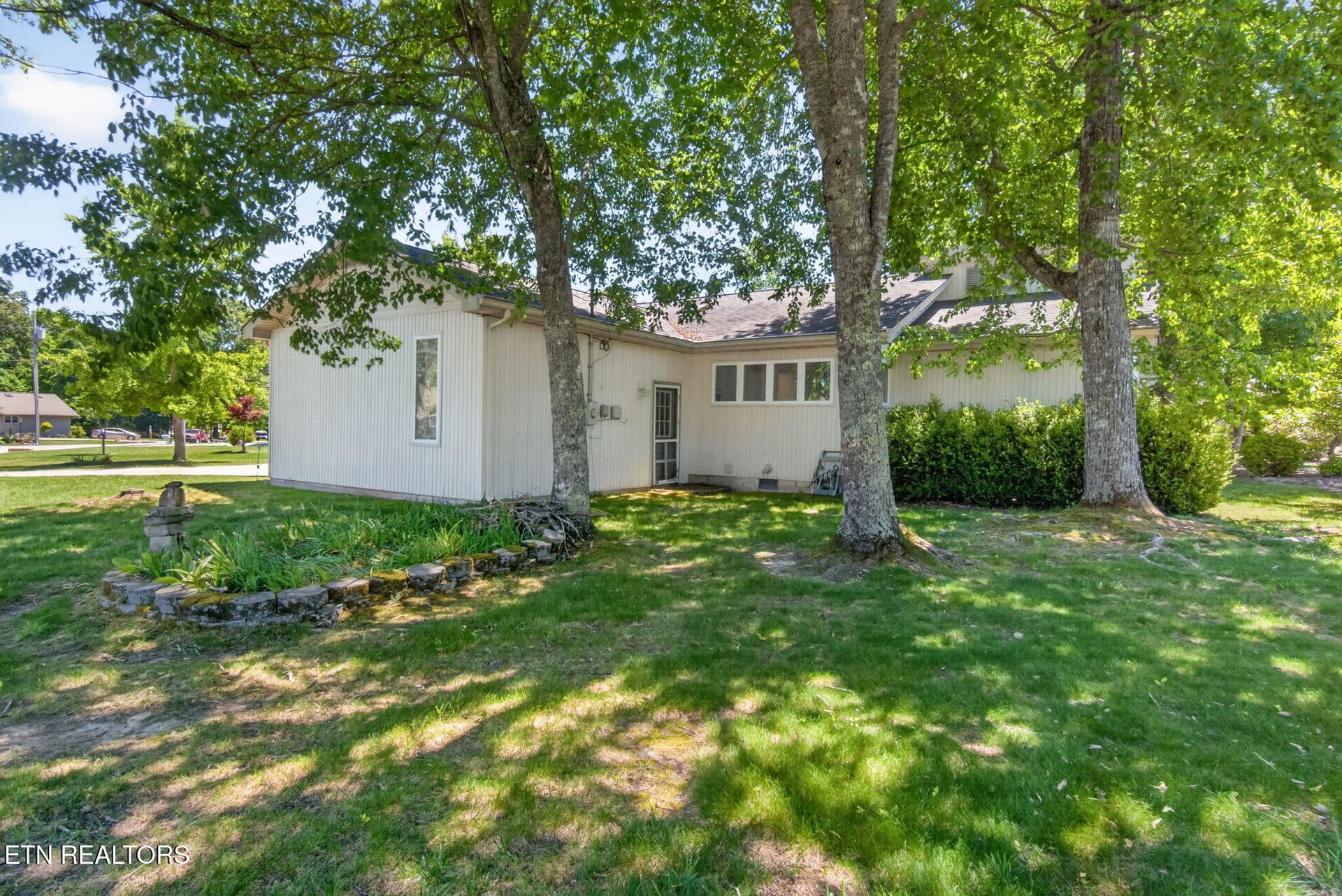 4-web-or-mls-19 Thames Ct_27 - 19 Thames Court, Crossville, TN 38558