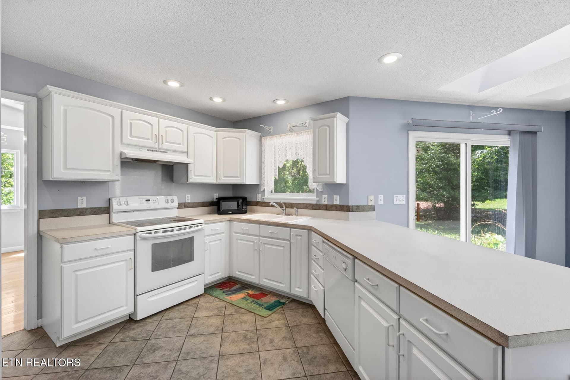 18-web-or-mls-19 Thames Ct_11 - 19 Thames Court, Crossville, TN 38558