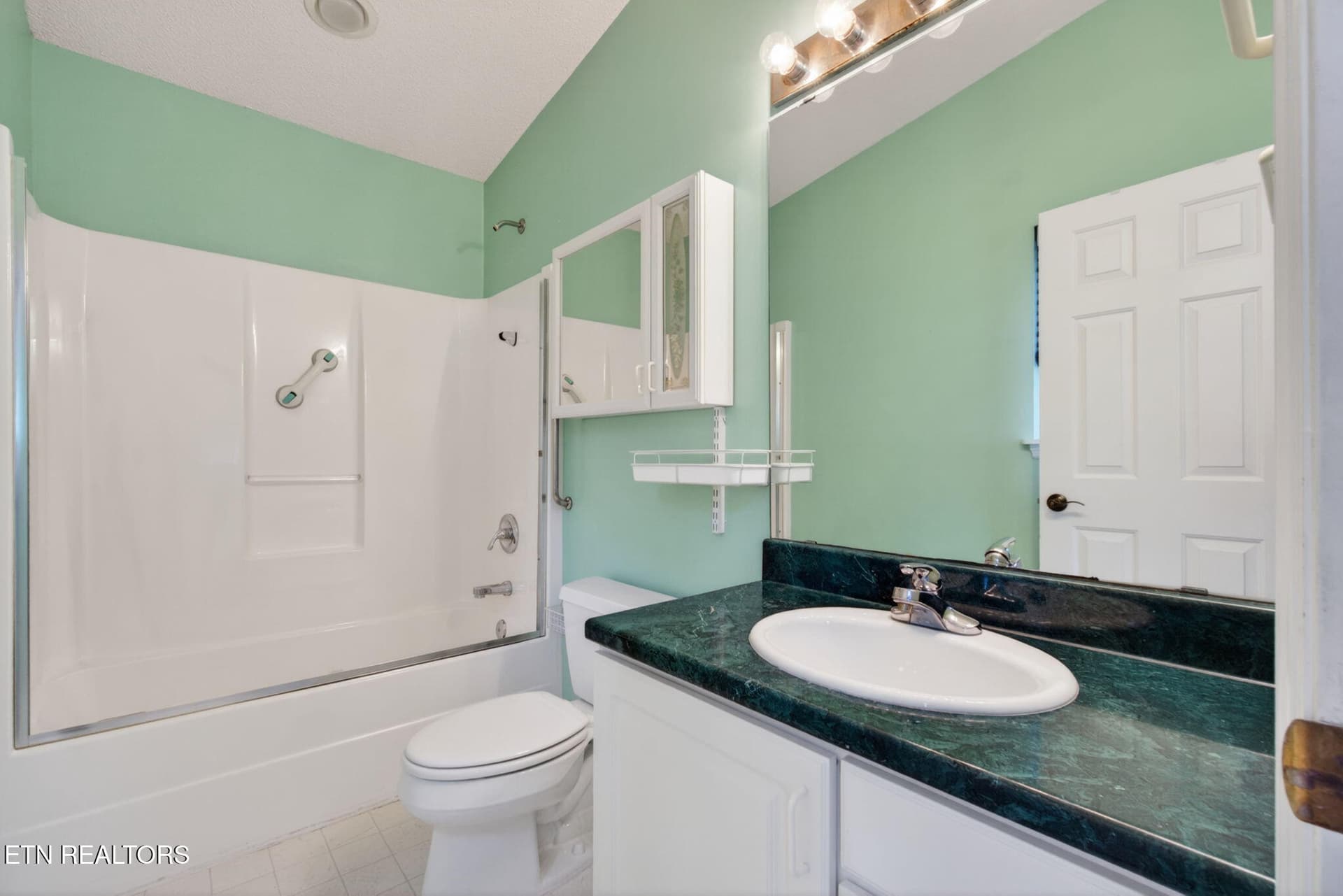 29-web-or-mls-19 Thames Ct_20 - 19 Thames Court, Crossville, TN 38558