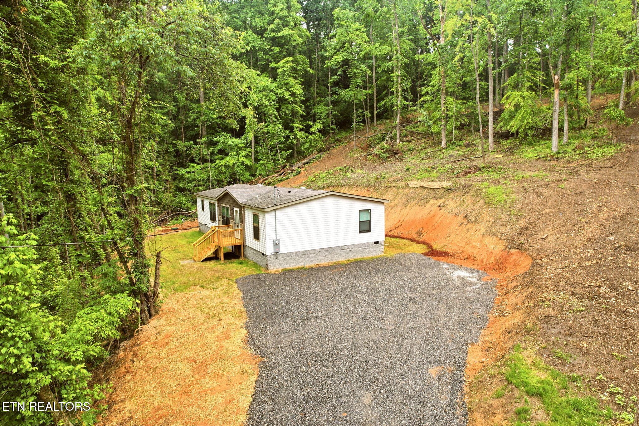 3-web-or-mls-DJI_0270 - 283 Farmers Hollow Rd, Clinton, TN 37716