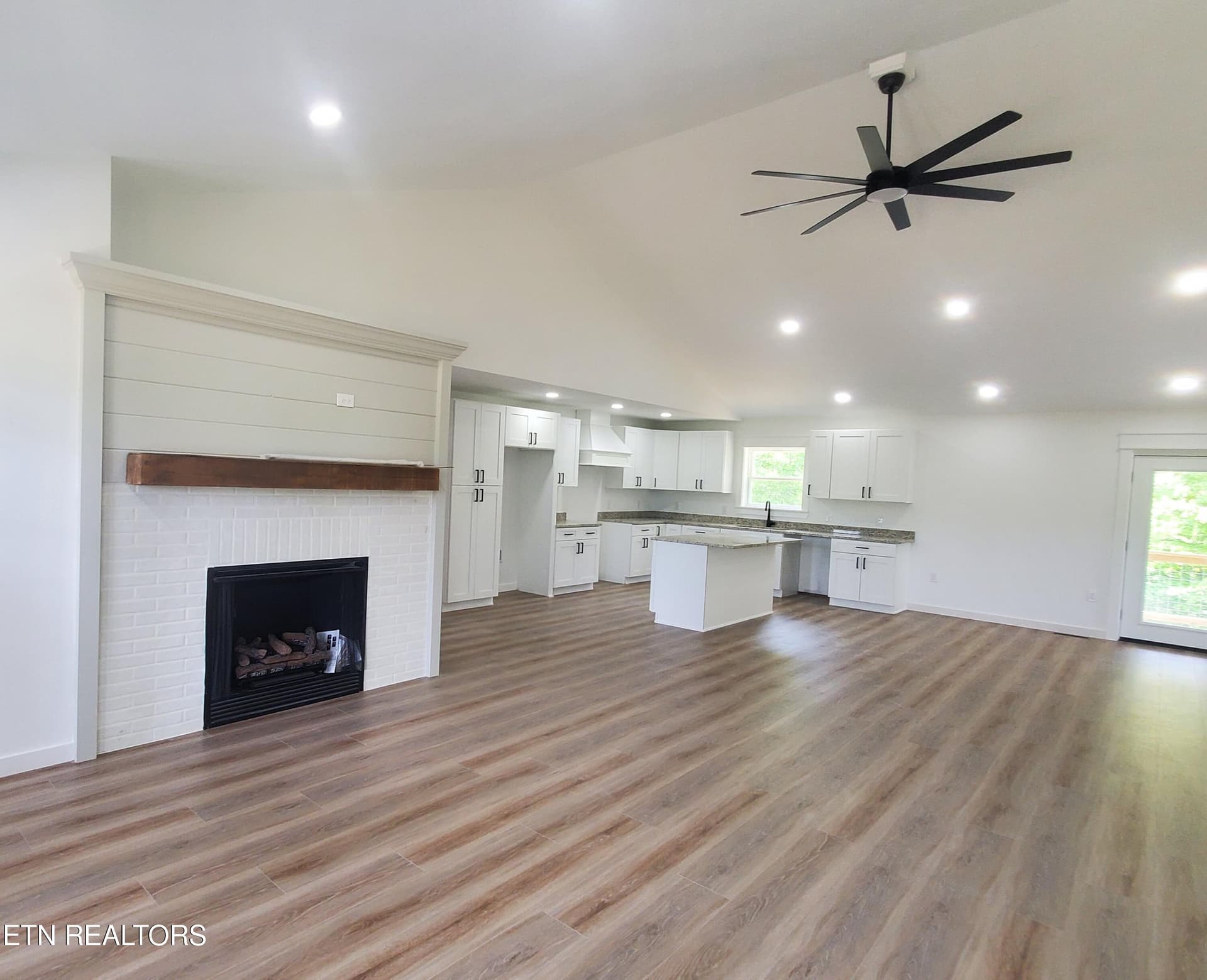 20260519_134220 - 875 ELB Private Drive, Huntsville, TN 37756