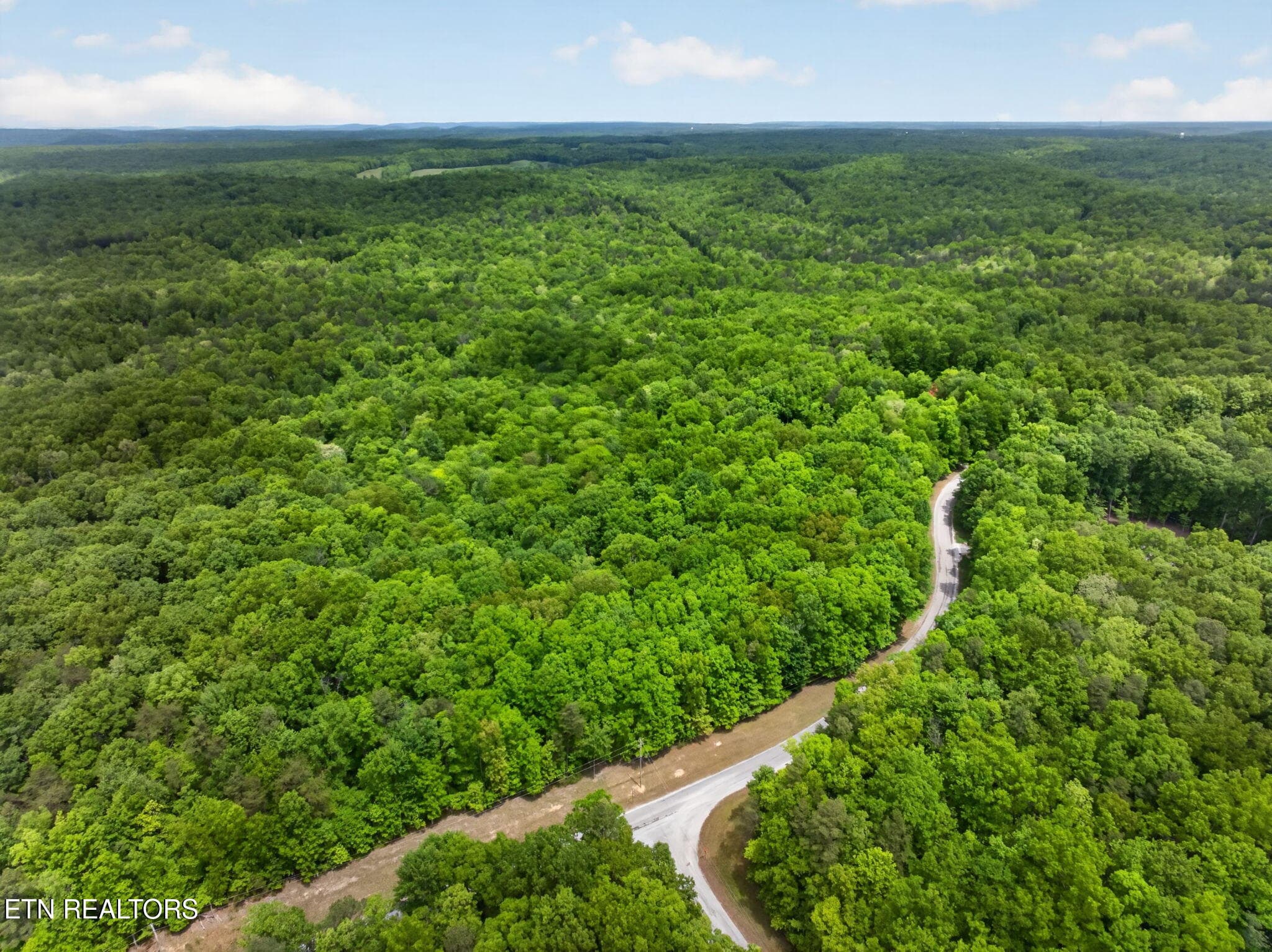 2-web-or-mls-crest-rd - Lot 28 Crest Rd, Monterey, TN 38574, Monterey