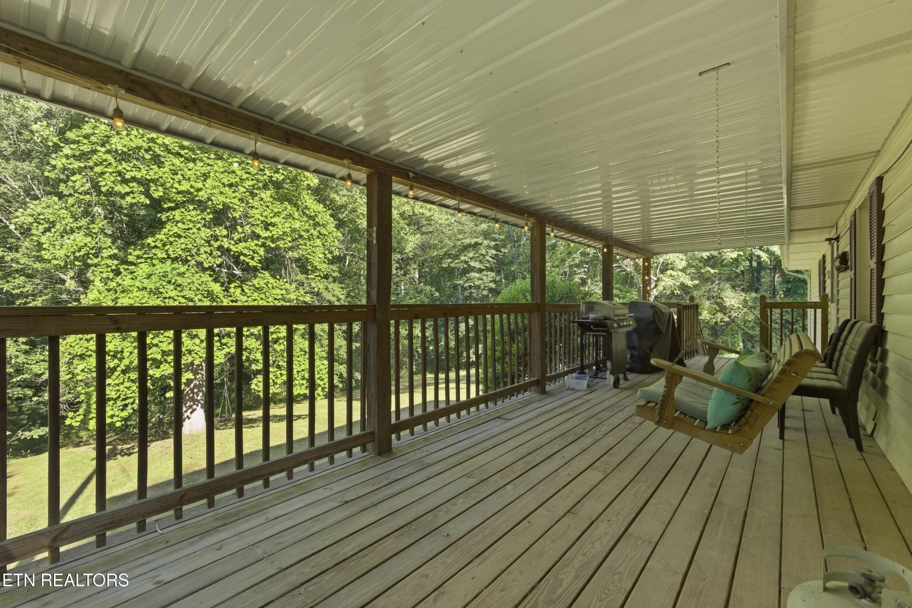 476W9736 - 140 Walnut St, Deer Lodge, TN 37726, Deer Lodge