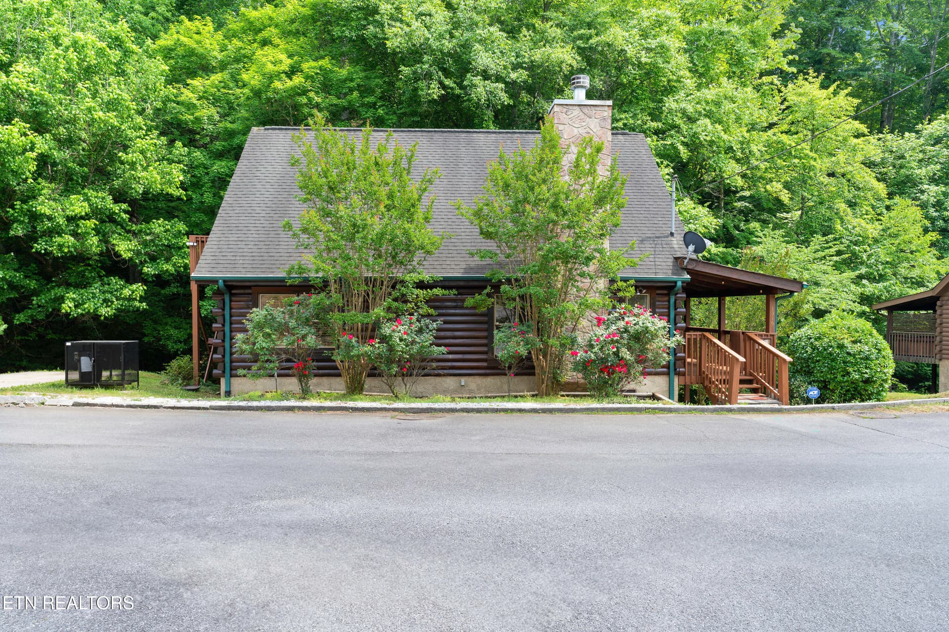 1316 Wedge Tailed Lane, Sevierville, TN 37876