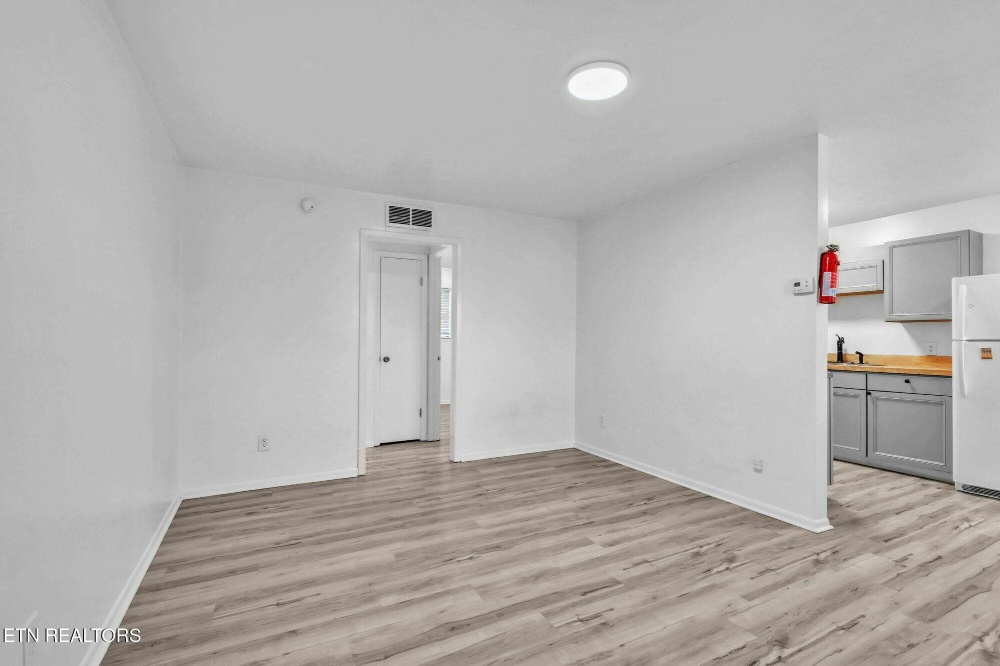 Interior_Photo_8 - 2626 Tecoma Drive, Knoxville, TN 37917, Knoxville