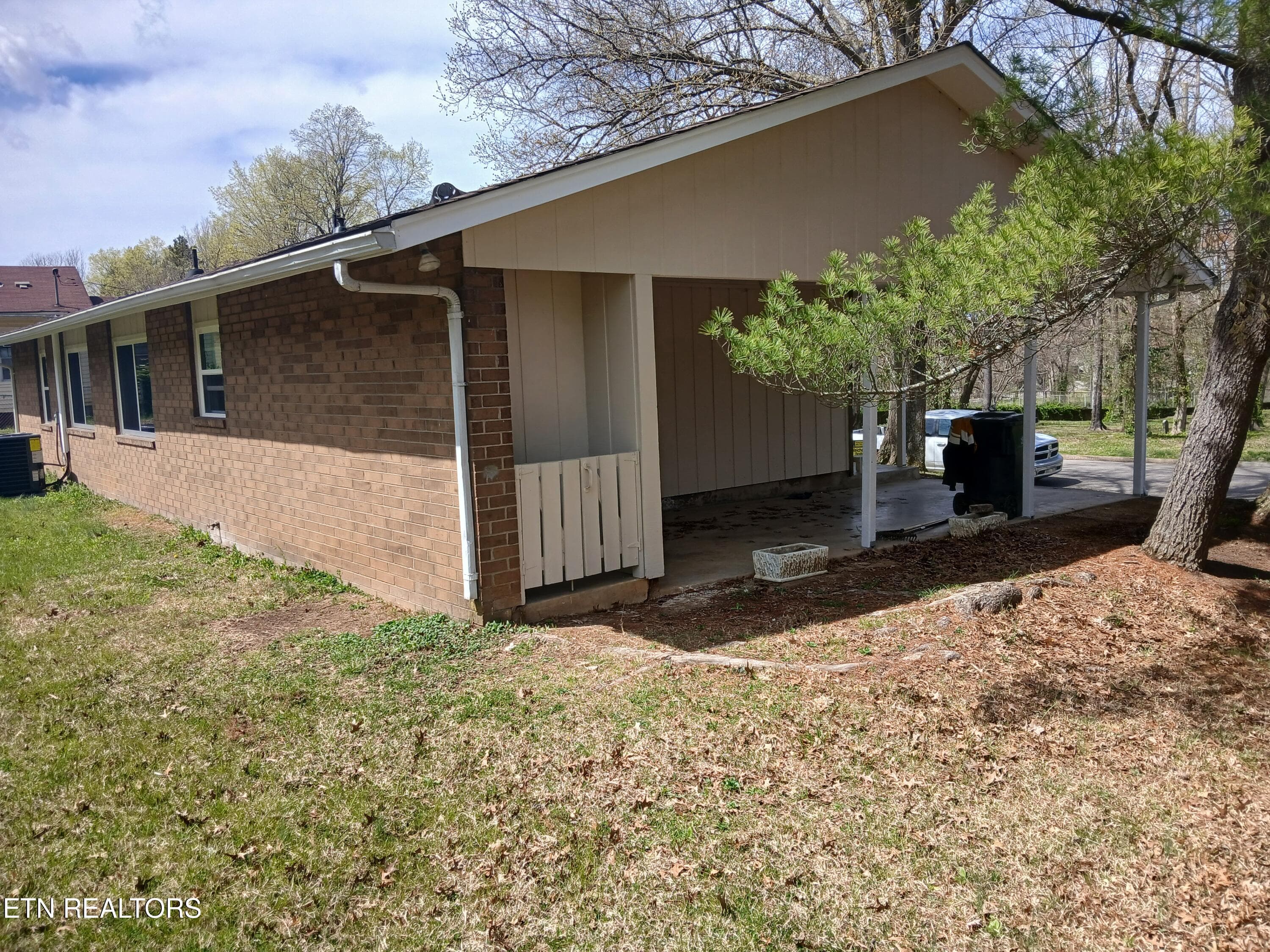 20250324_134831 - 1940 Bethel Ave, Knoxville, TN 37915, Knoxville