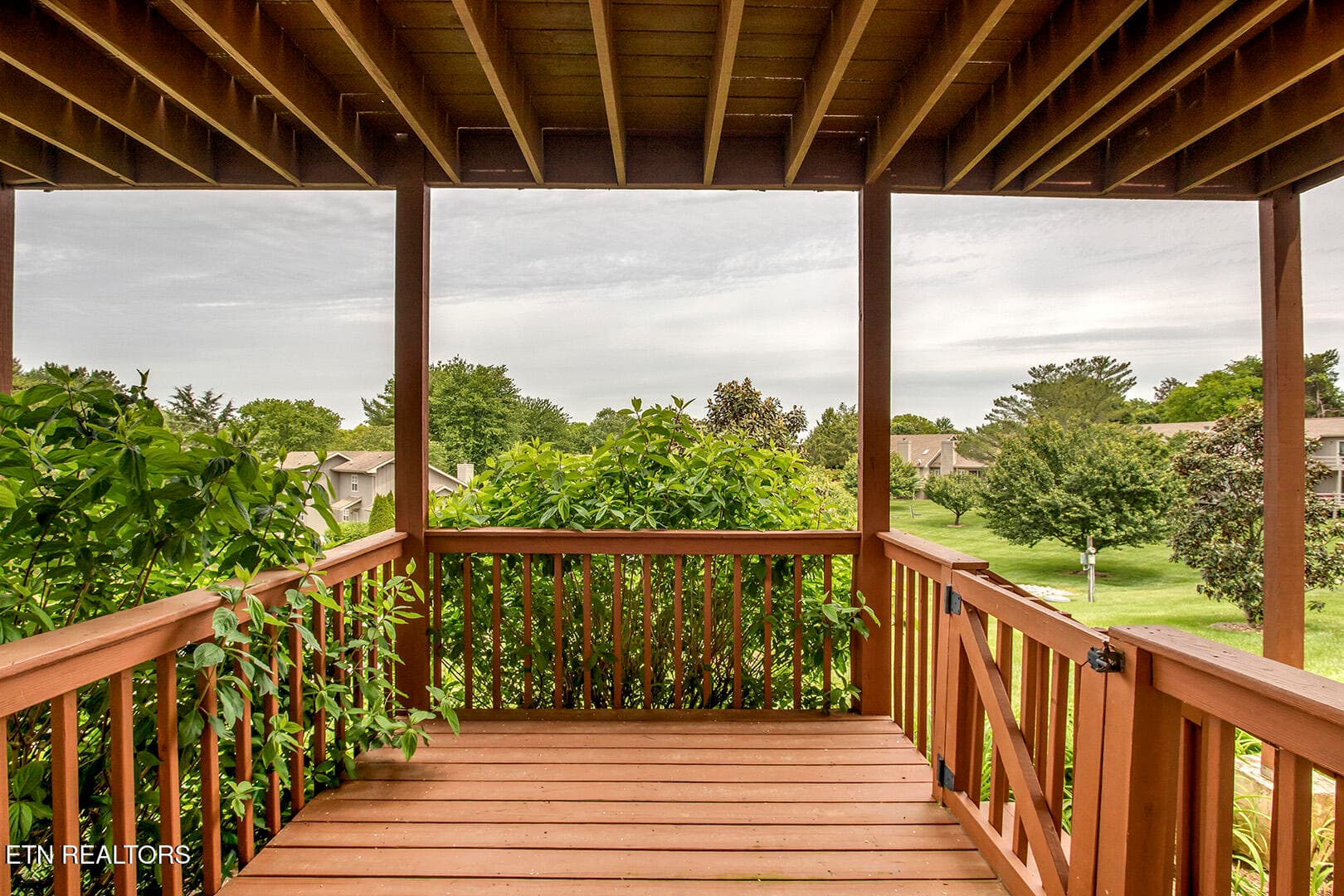 27_PoteauTrace_101_LowerCoveredDeck - 101 Poteau Trace, Loudon, TN 37774
