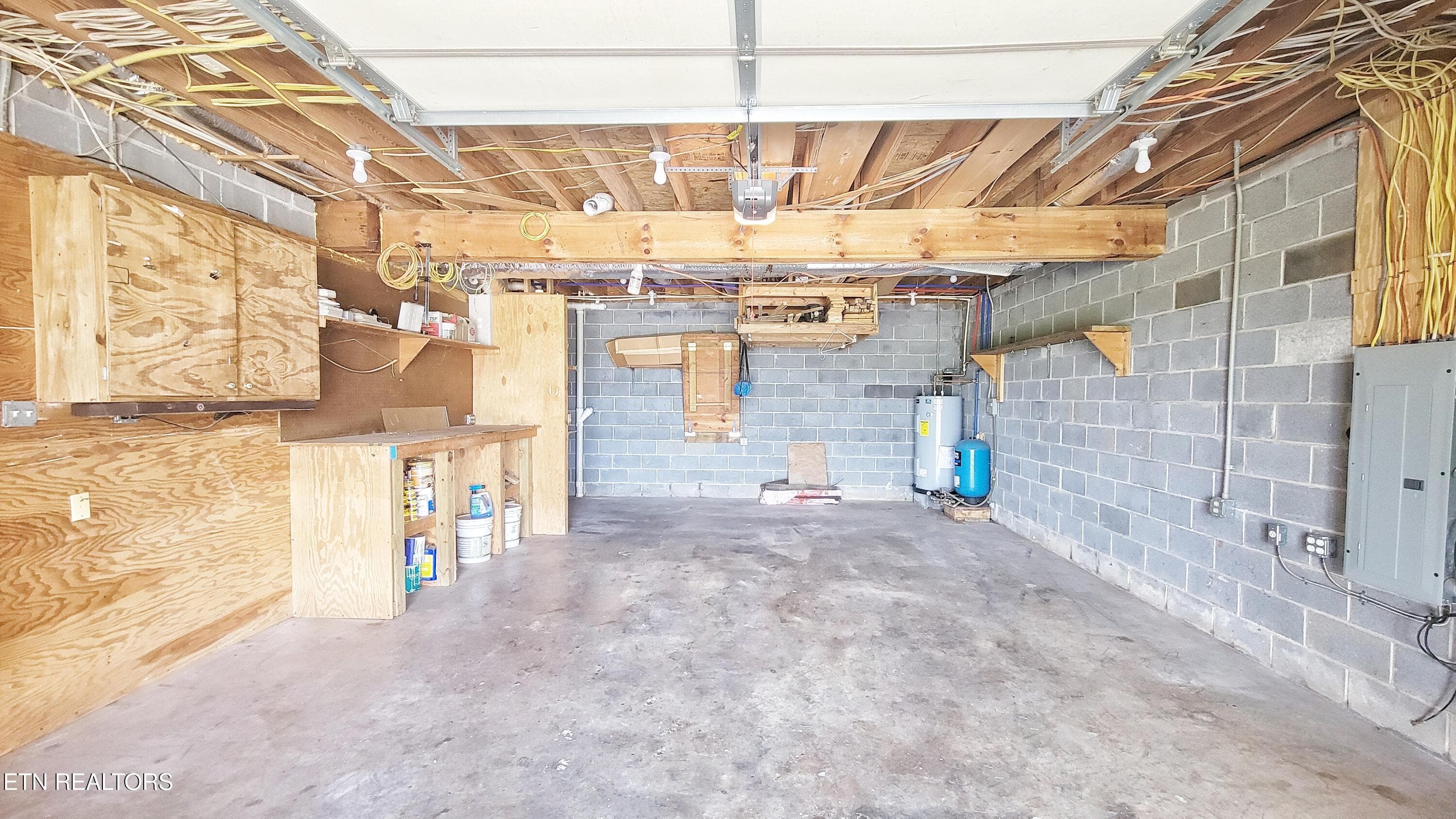 GARAGE II - 251 Cloud Way, Parrottsville, TN 37843