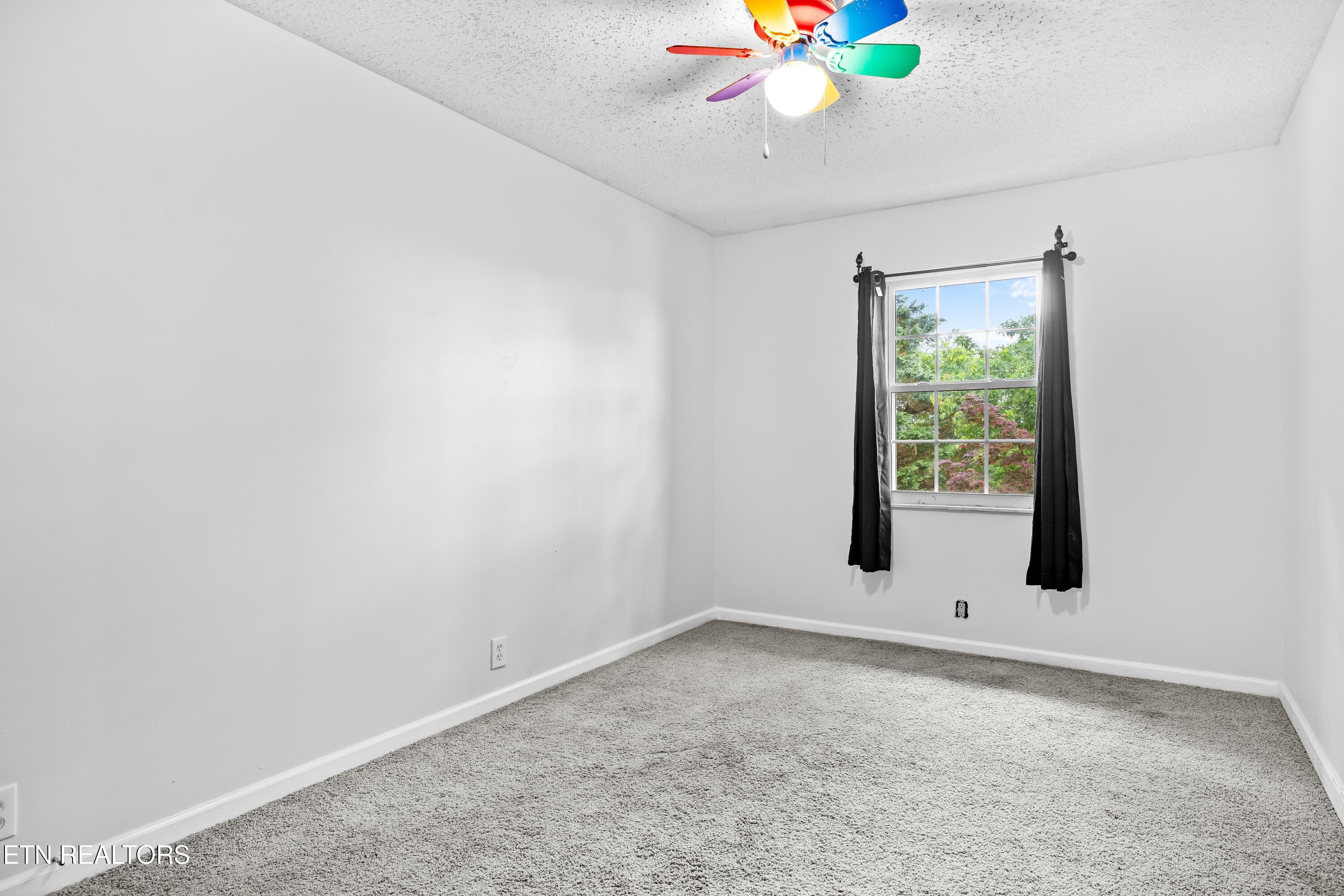Upstairs BR 2 - 2814 Montvale Rd, Maryville, TN 37803