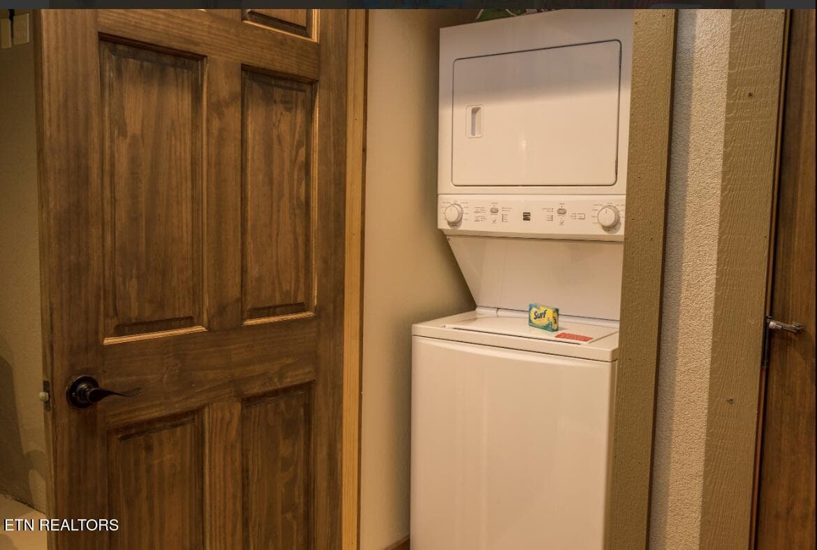 Washer-dryer - 1132 Anastasia Way, Gatlinburg, TN 37738, Gatlinburg