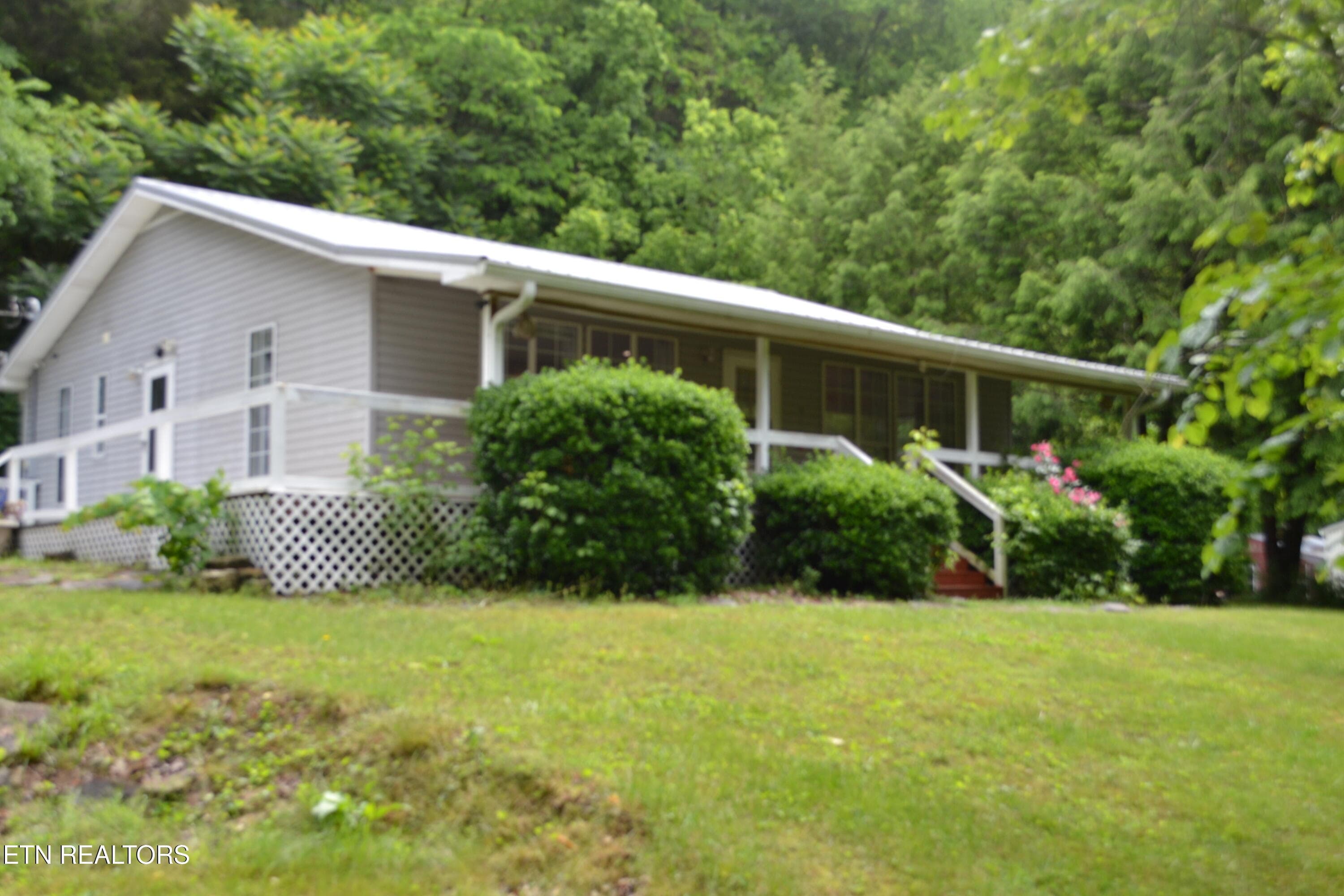 1505 Add Stafford Rd, Hilham, TN 38568