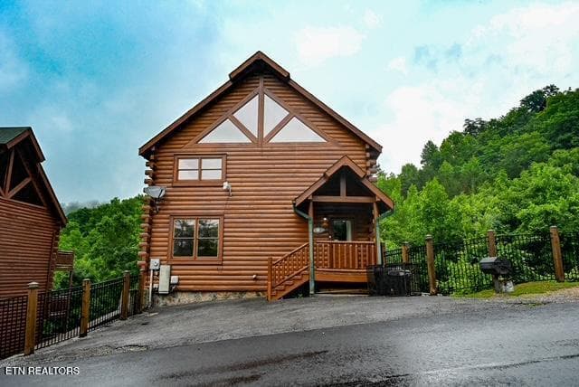 1044 46 - 1044 Black Bear Cub Way, Sevierville, TN 37862