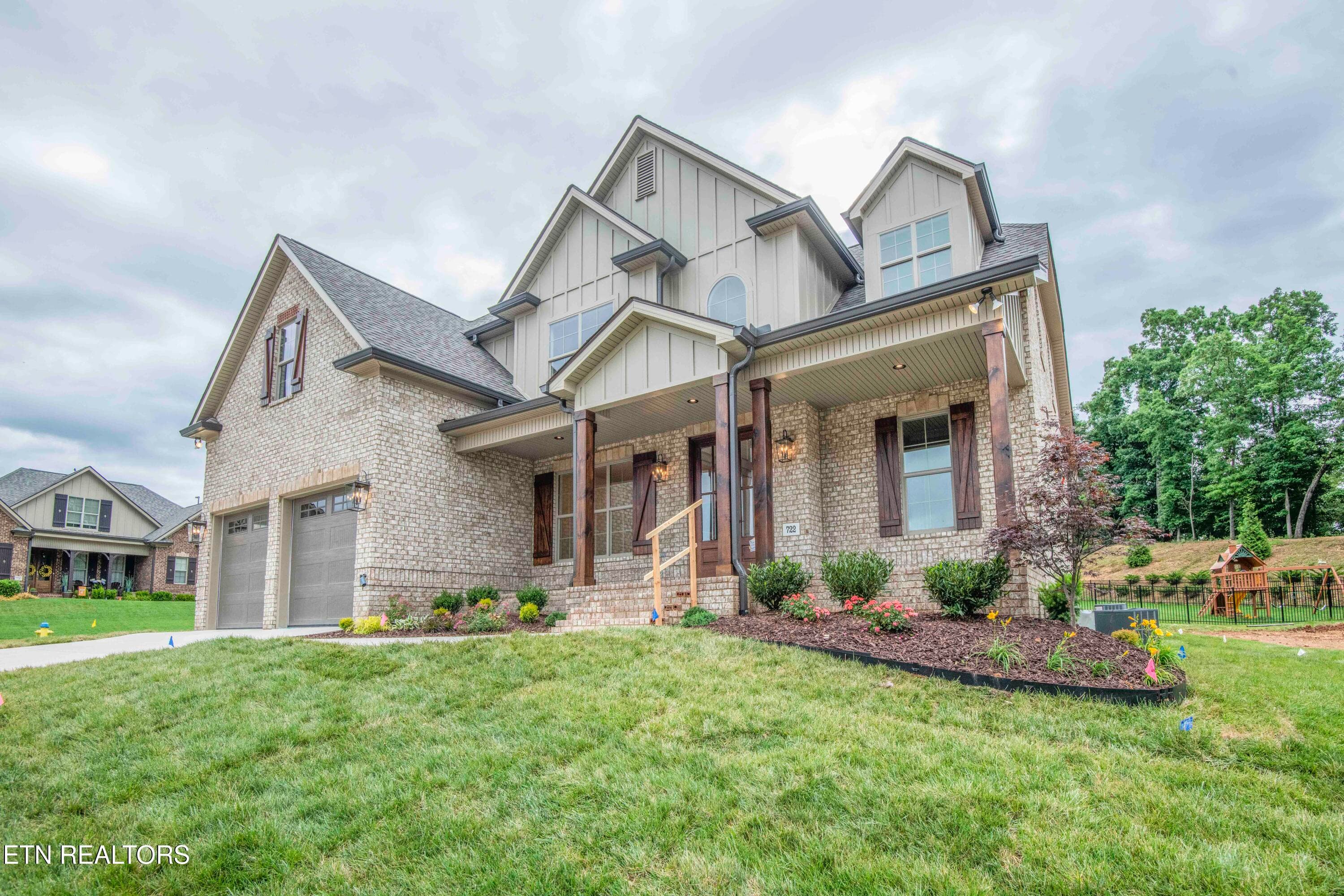 exterior 2_1 - 722 Eaglehorne Lane, Knoxville, TN 37909, Knoxville