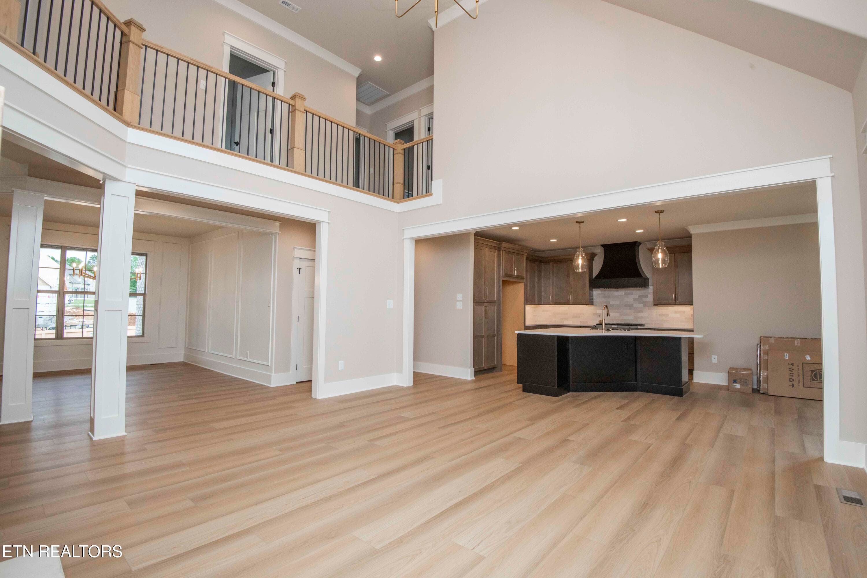 living 1_1 - 722 Eaglehorne Lane, Knoxville, TN 37909, Knoxville