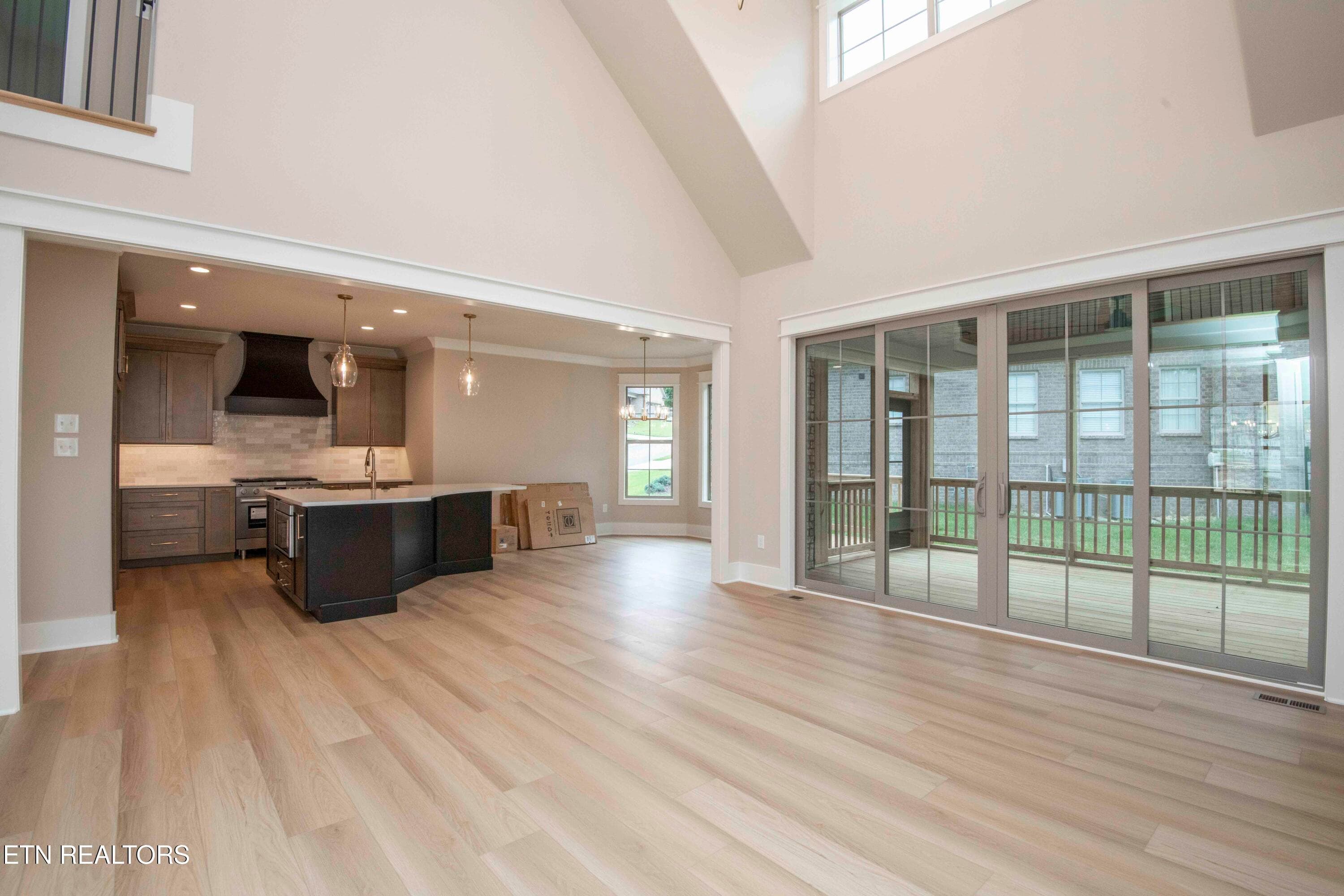 living_1 - 722 Eaglehorne Lane, Knoxville, TN 37909, Knoxville