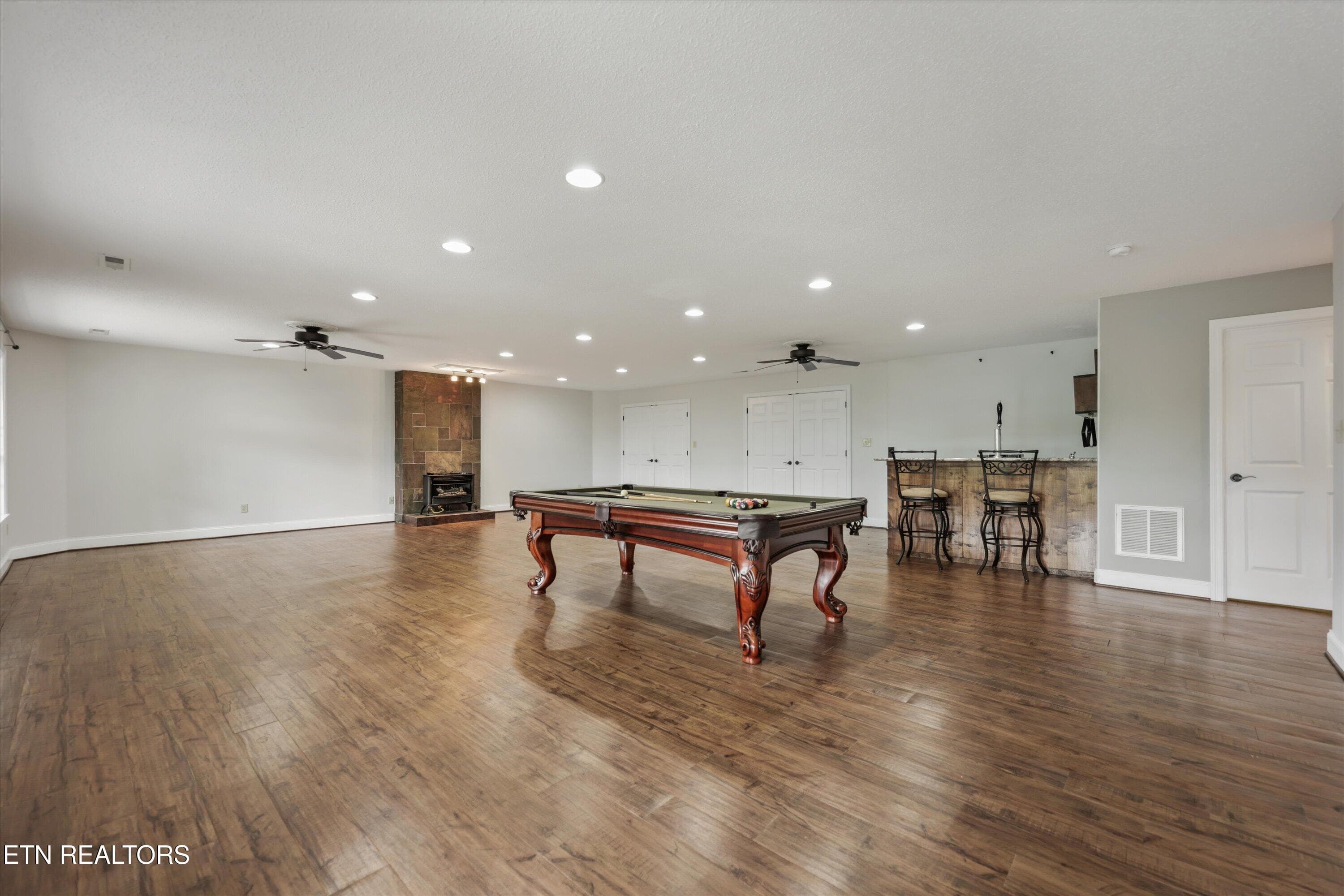 32' x 28' Recreation Room - 145 Nunyu Tr, Vonore, TN 37885