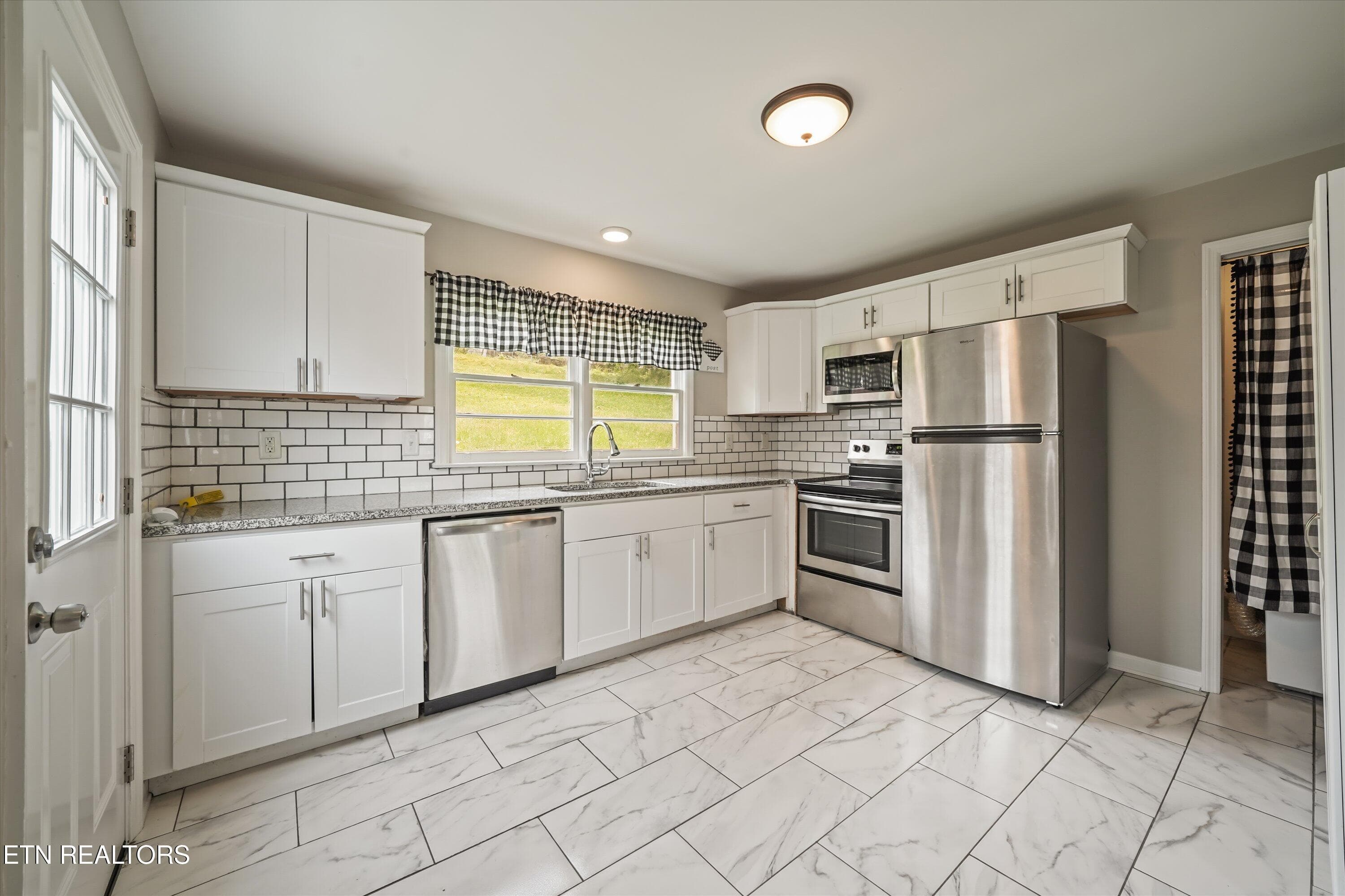 13-130 Oglewood Ave 11 - 130 Oglewood Ave, Knoxville, TN 37917, Knoxville