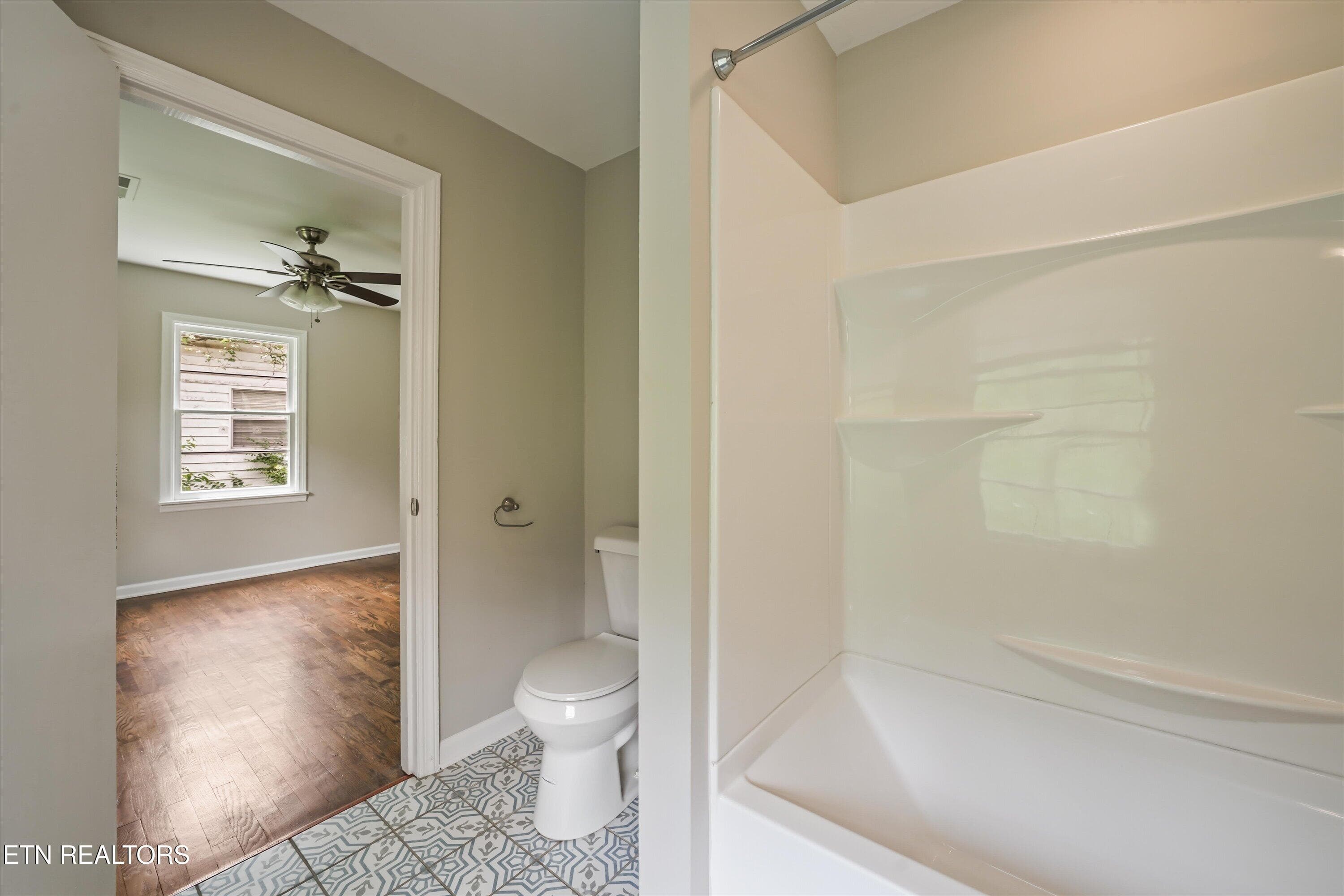 24-130 Oglewood Ave 06 - 130 Oglewood Ave, Knoxville, TN 37917, Knoxville
