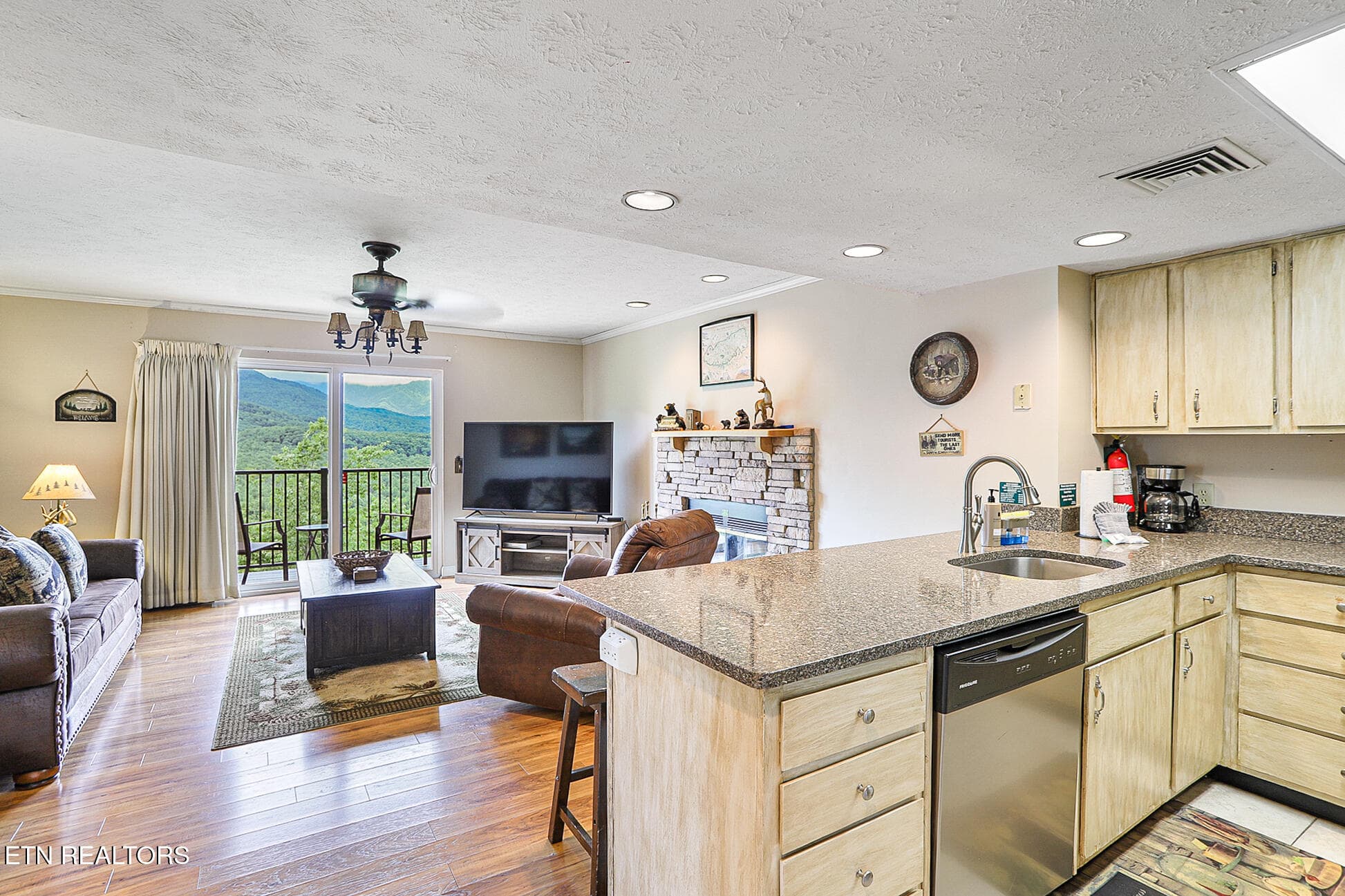 3710 Weber Rd 201B-54 - 3710 Weber Rd UNIT 201-B, Gatlinburg, TN 37738, Gatlinburg