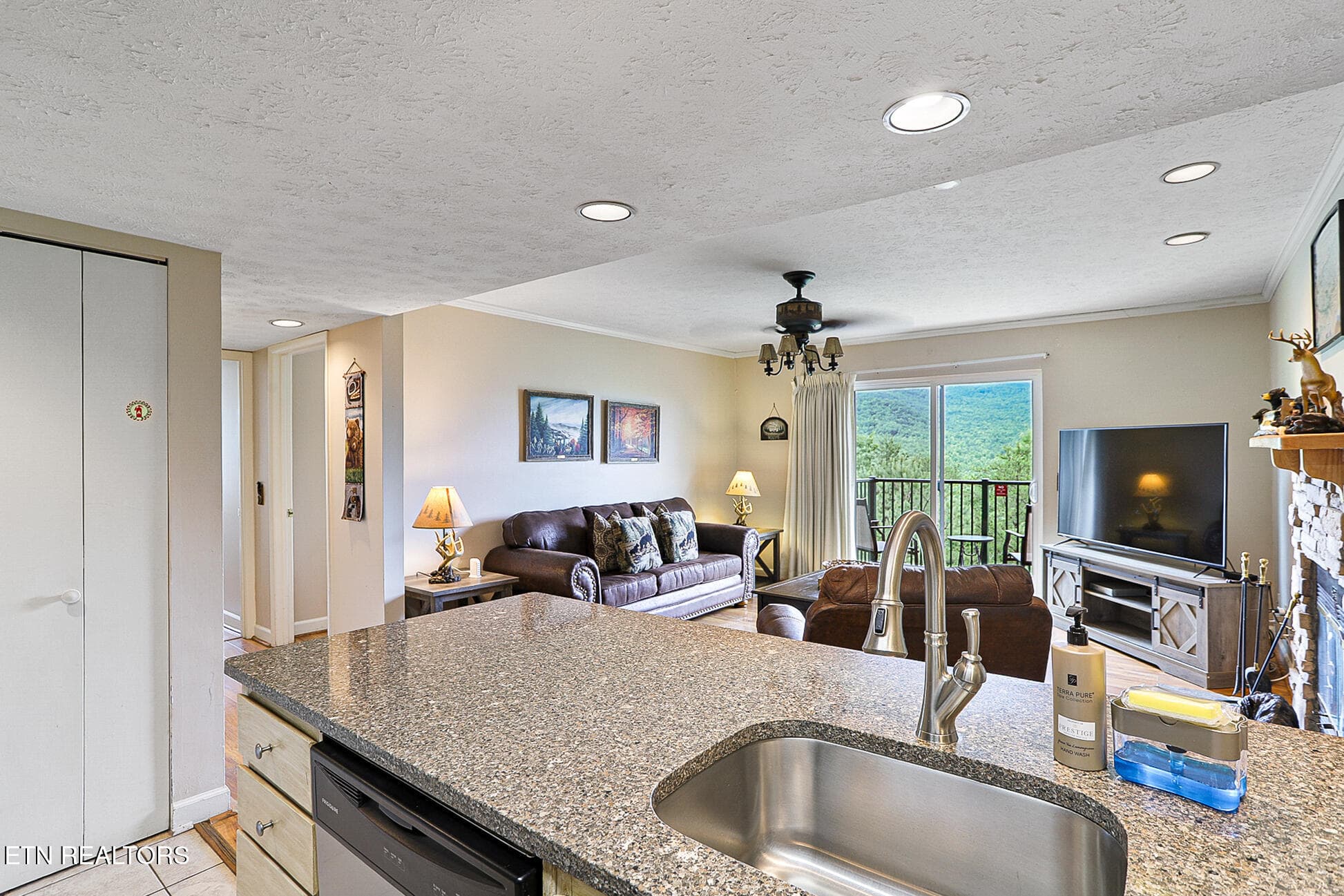 3710 Weber Rd 201B-59 - 3710 Weber Rd UNIT 201-B, Gatlinburg, TN 37738, Gatlinburg