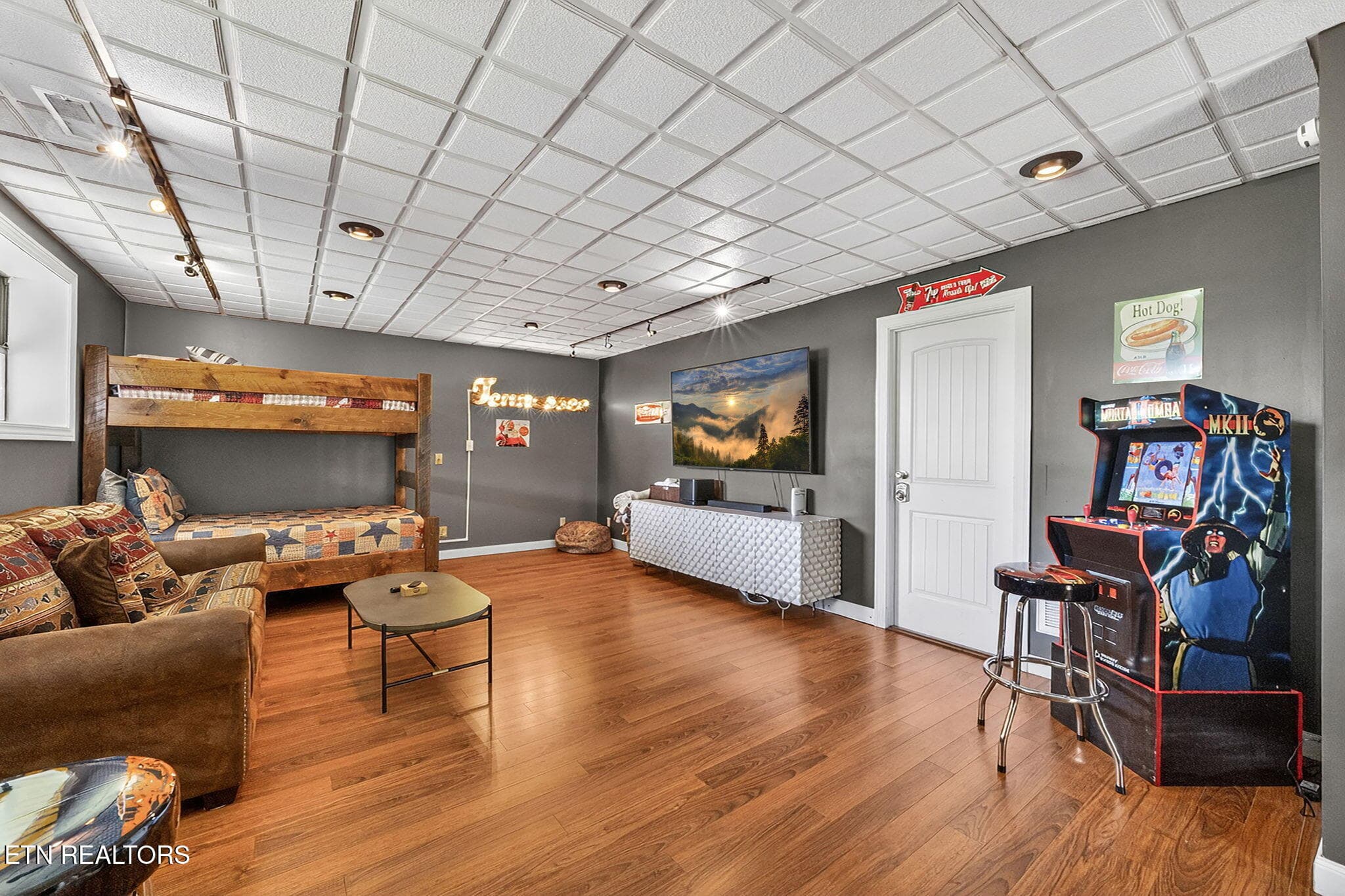 55-web-or-mls-347 overview-46 - 347 Overview Drive, Gatlinburg, TN 37738, Gatlinburg