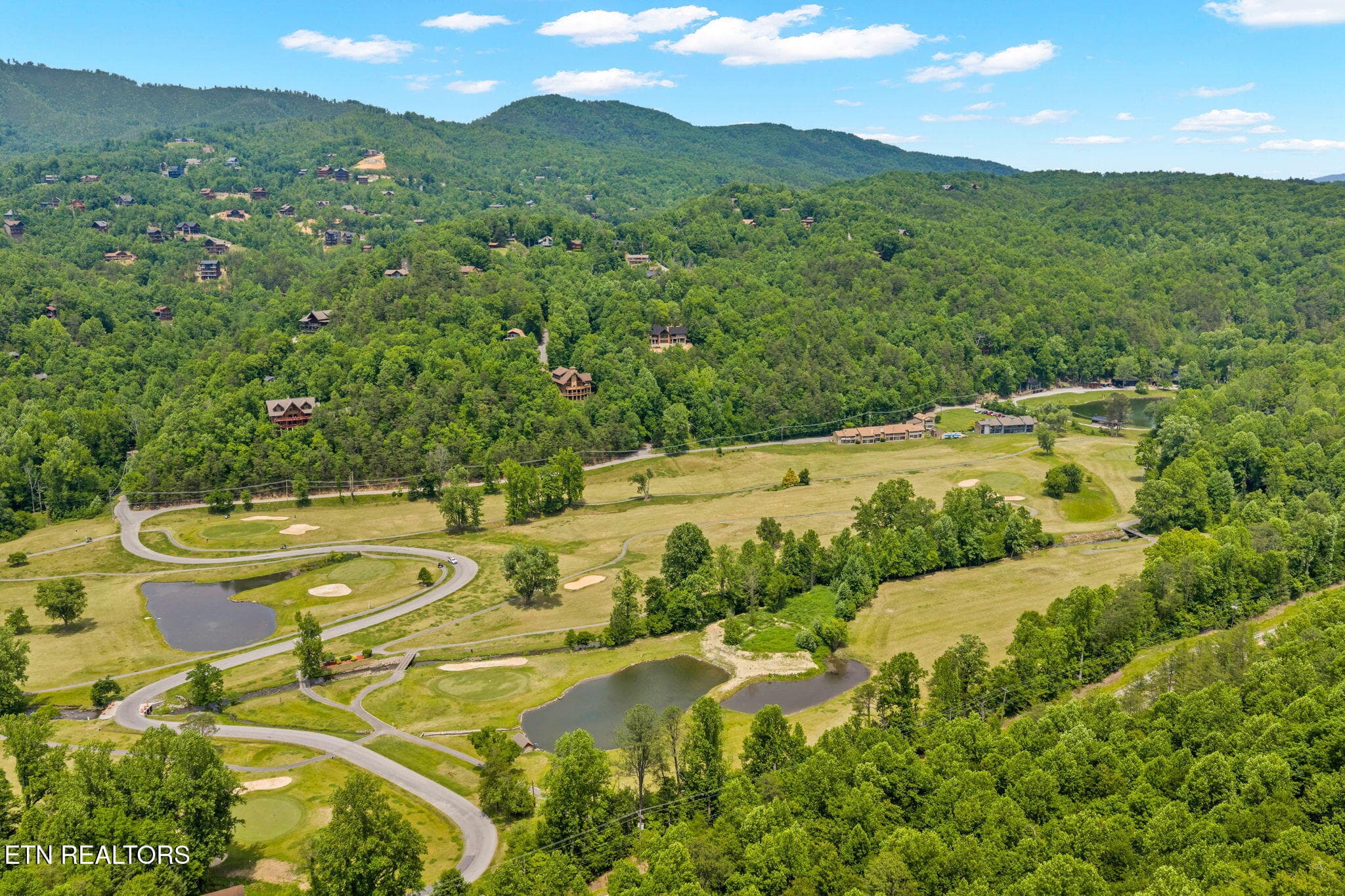 25-web-or-mls-347 overview-21 - 347 Overview Drive, Gatlinburg, TN 37738, Gatlinburg