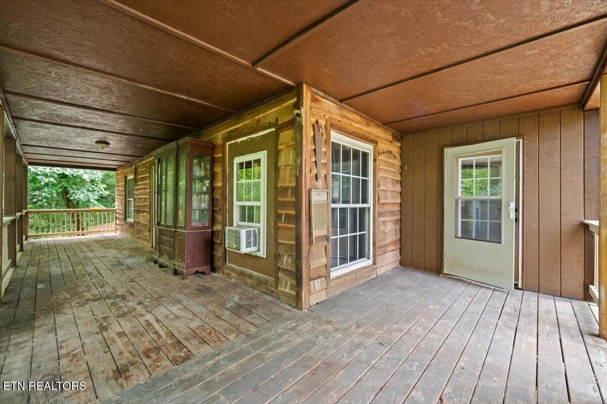 32-578 Fox Branch Rd - 578 Fox Branch Rd, Clairfield, TN 37715