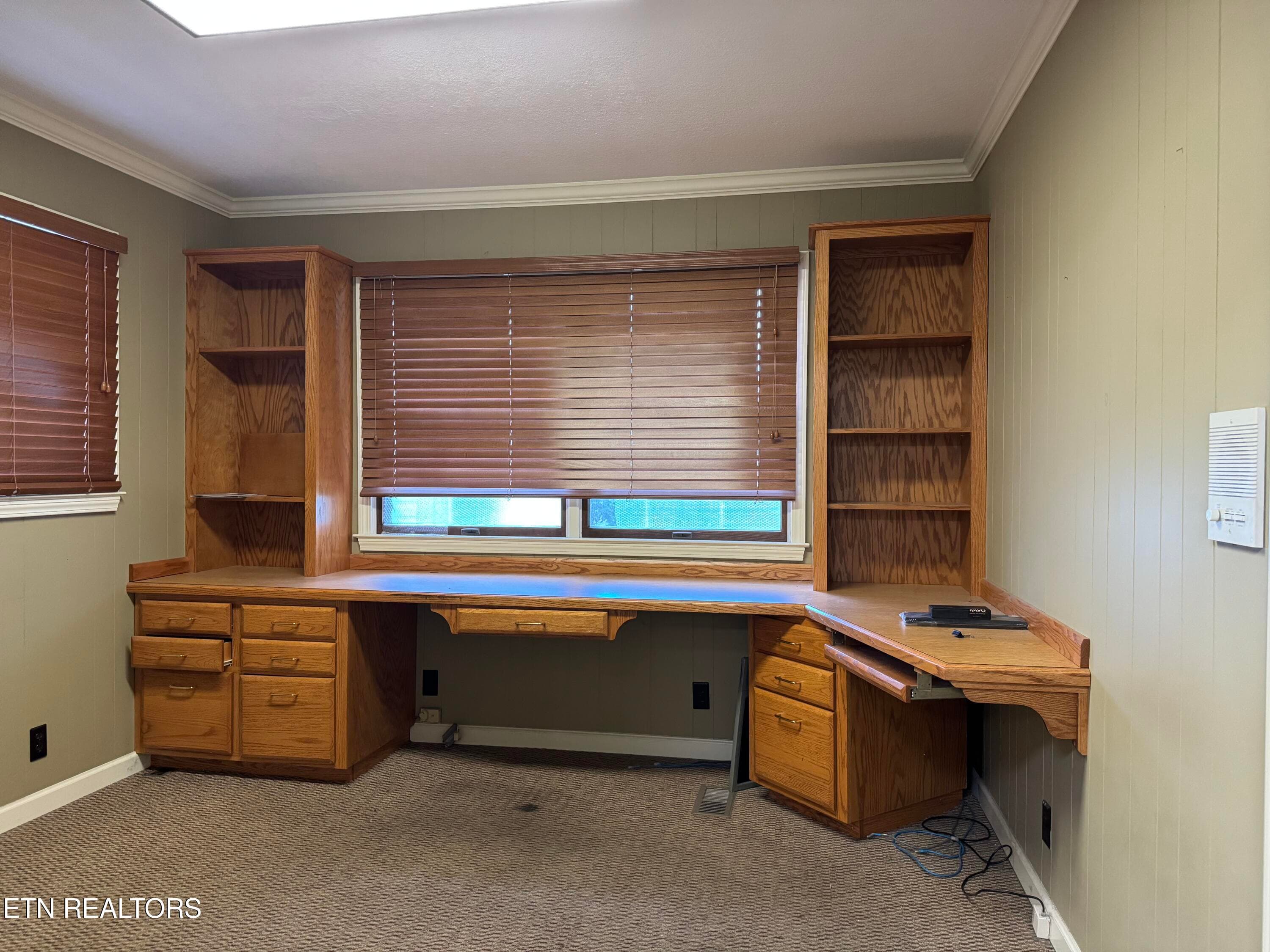Rear Office - 705 Mulberry St, Loudon, TN 37774