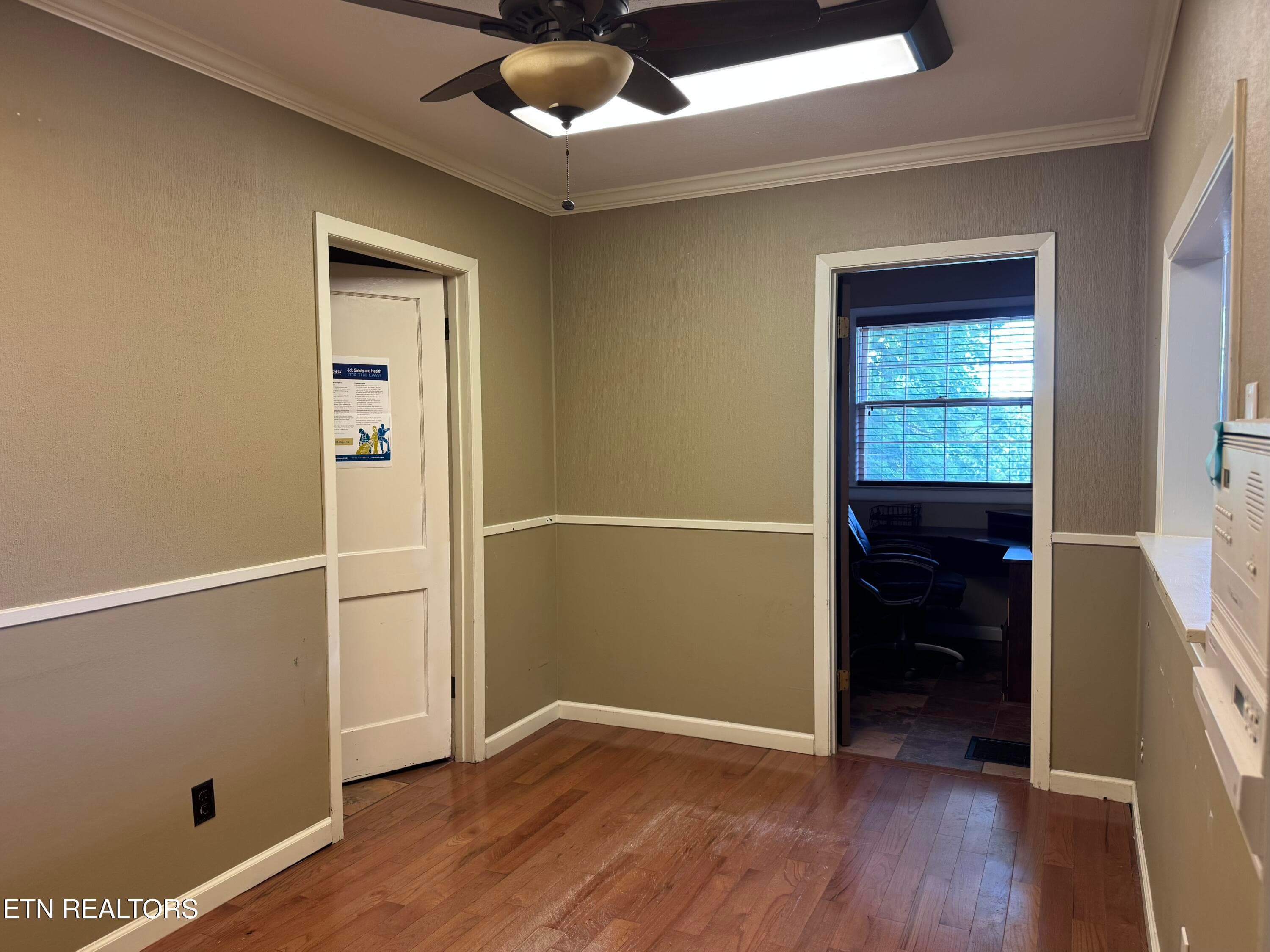 Reception - 705 Mulberry St, Loudon, TN 37774