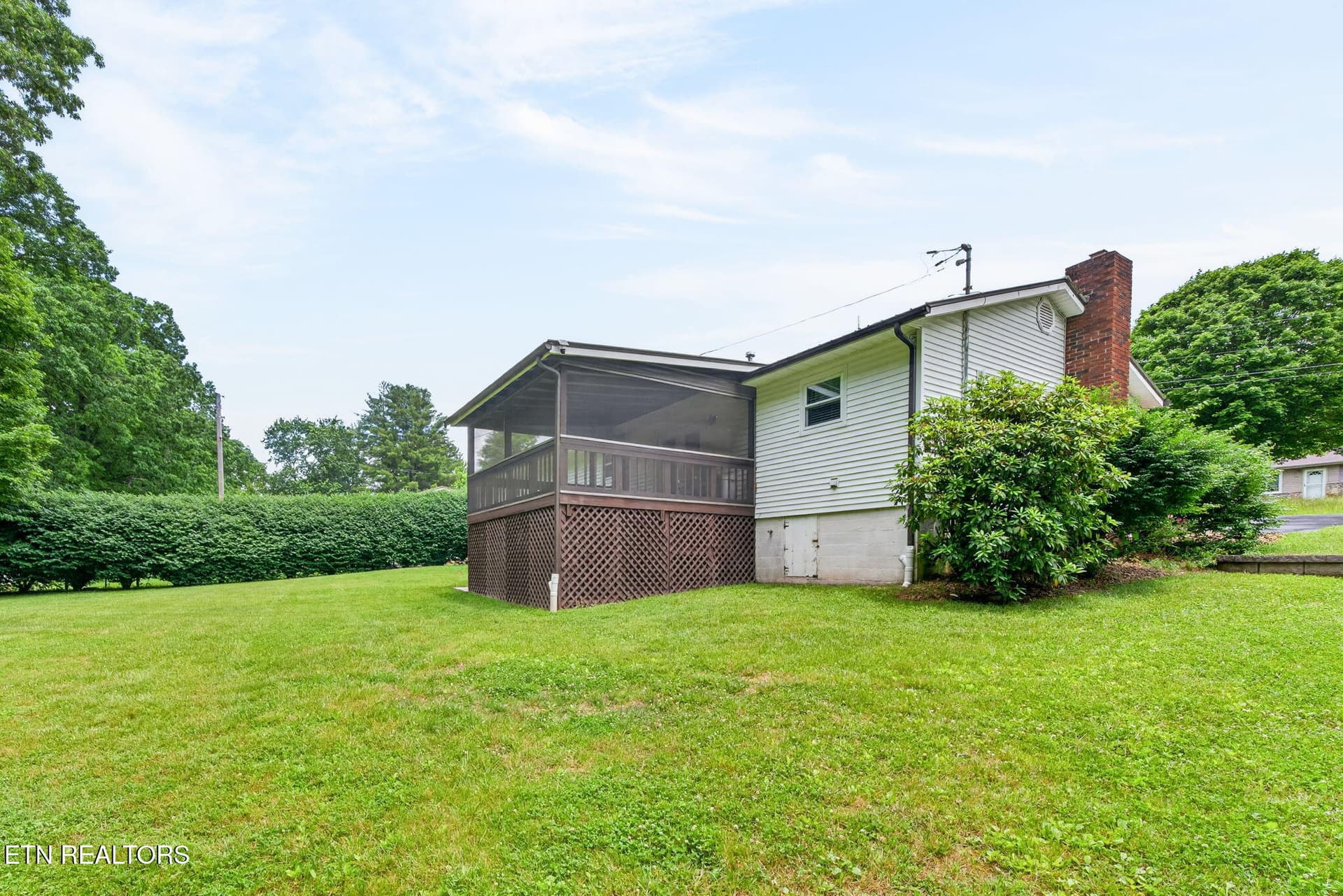 6-web-or-mls-340 Prentice St_327_TNPC - 340 Prentice St, Crossville, TN 38555
