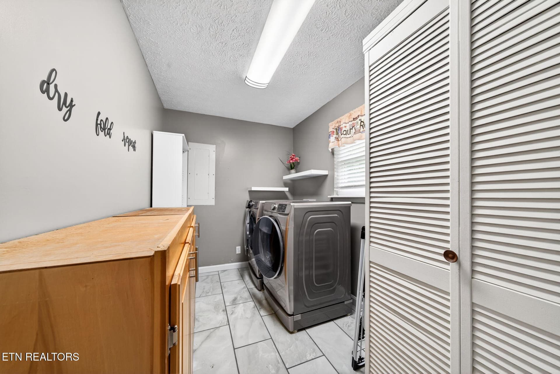 21-web-or-mls-340 Prentice St_400_TNPC - 340 Prentice St, Crossville, TN 38555