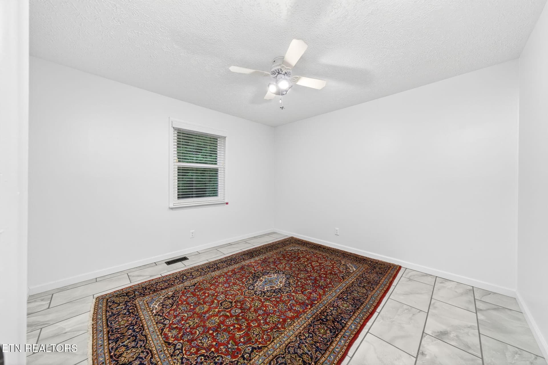 28-web-or-mls-340 Prentice St_435_TNPC - 340 Prentice St, Crossville, TN 38555