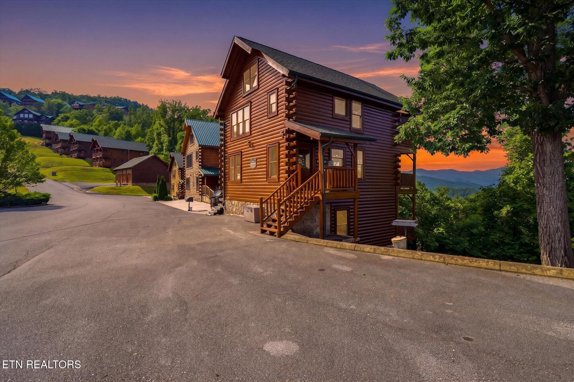 2809 White Oak Ridge Lane - 2809 White Oak Ridge Lane, Sevierville, TN 37862