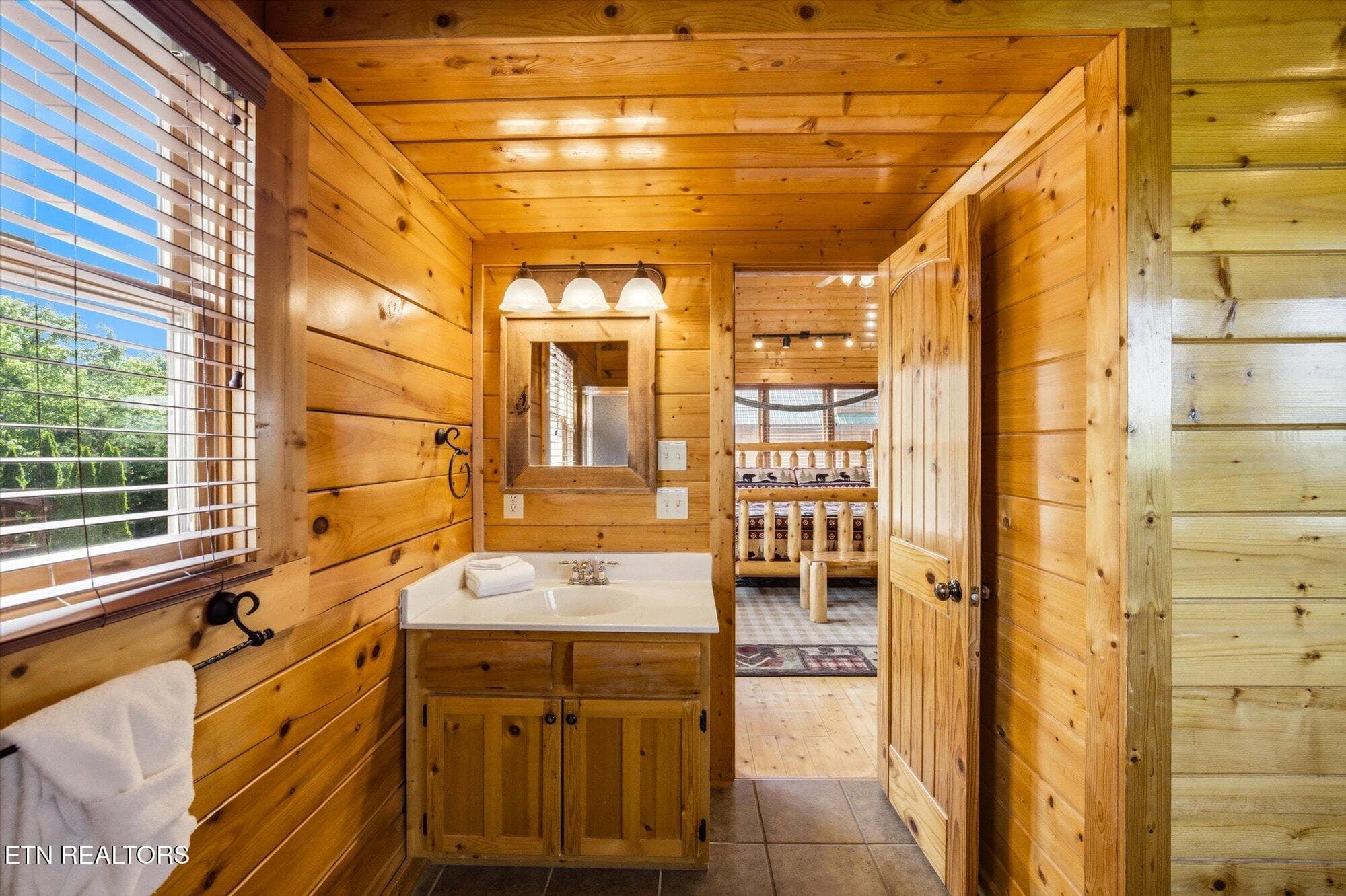 2809 White Oak Ridge Lane - 2809 White Oak Ridge Lane, Sevierville, TN 37862