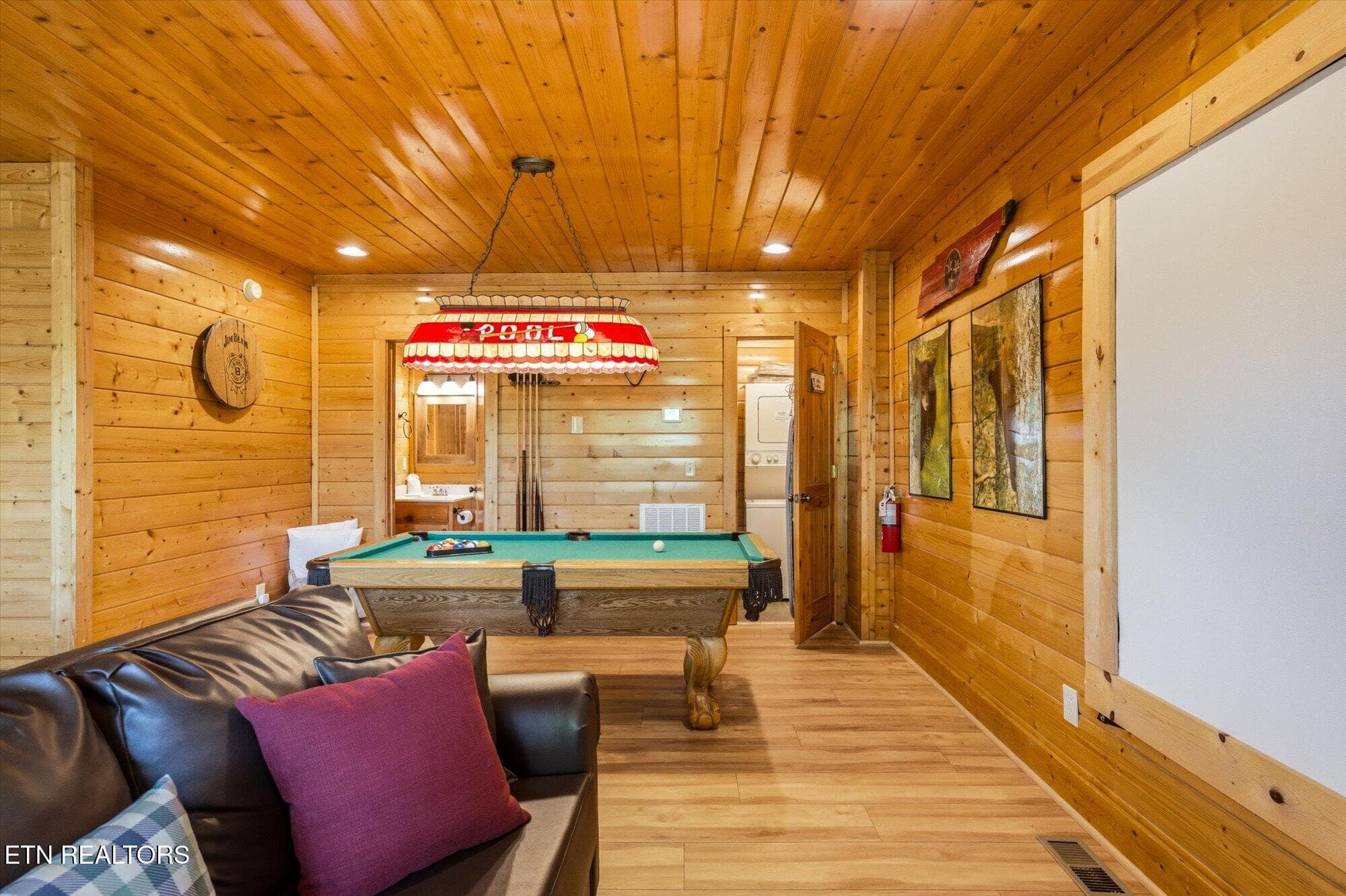 2809 White Oak Ridge Lane - 2809 White Oak Ridge Lane, Sevierville, TN 37862