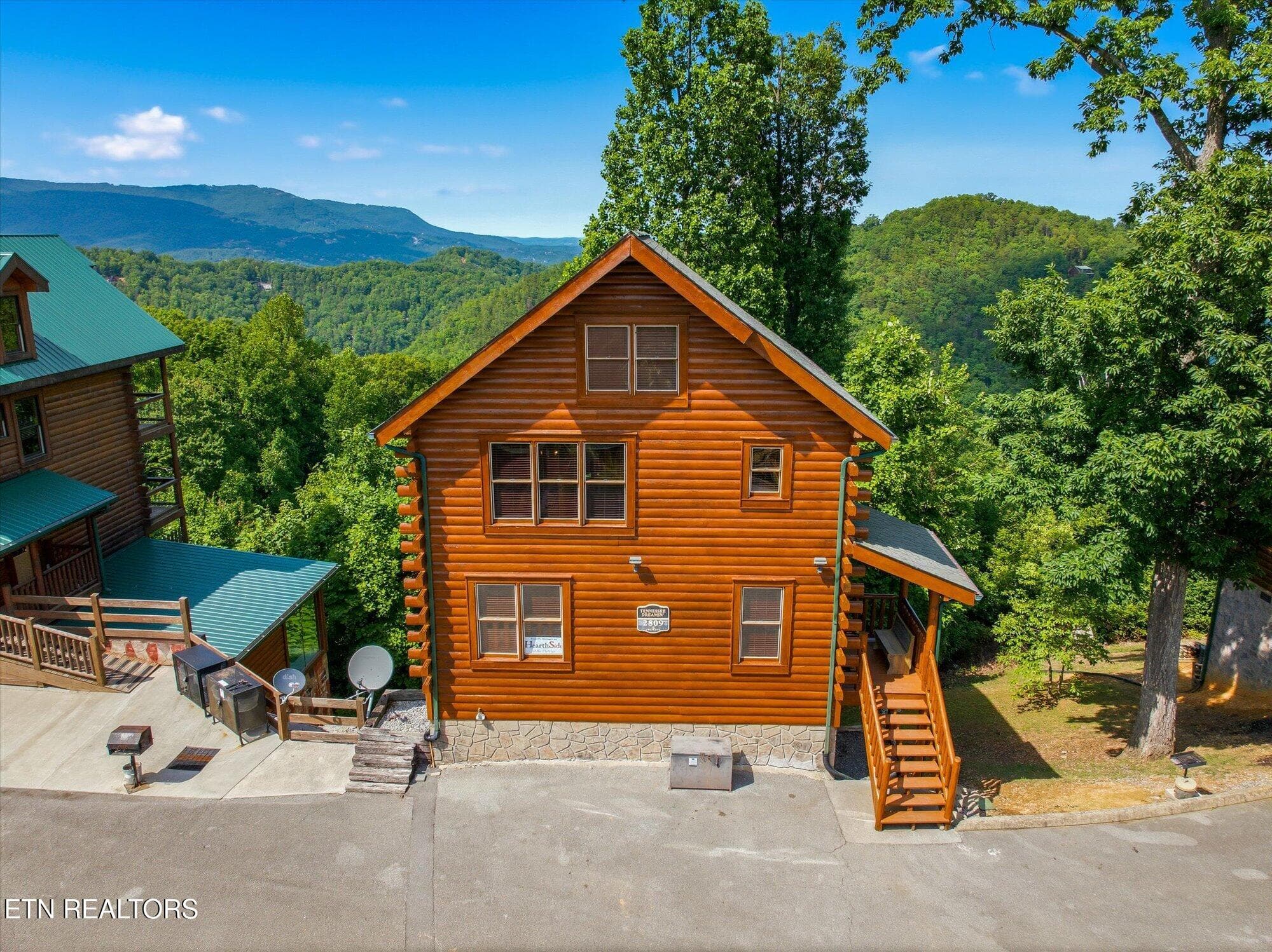 2809 White Oak Ridge Lane - 2809 White Oak Ridge Lane, Sevierville, TN 37862
