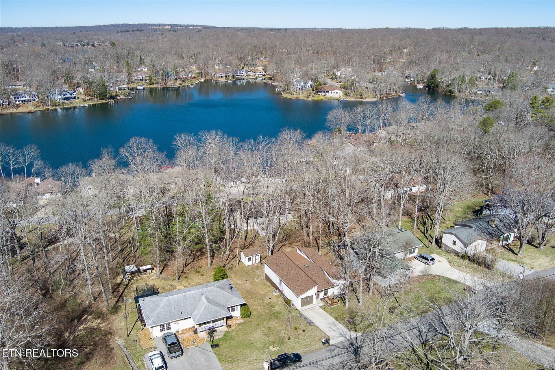 11-131 Lakeshire Dr FFG_TNPC_055 - 131 Lakeshire Drive, Crossville, TN 38558
