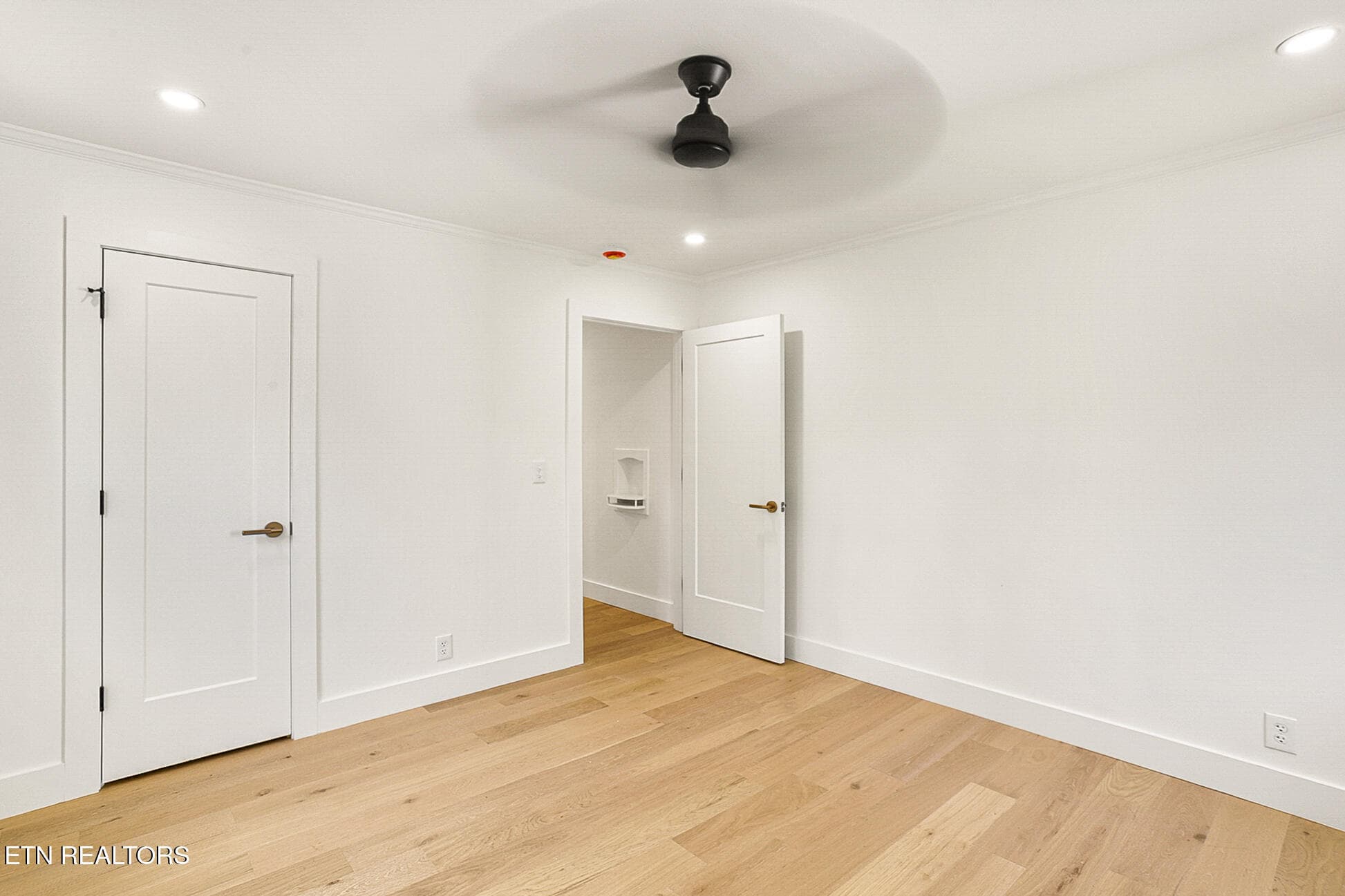 bed 1 - 1230 Ardee Ave, Nashville, TN 37216