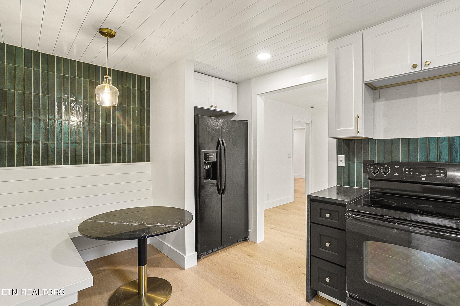 eat in kitchen - 1230 Ardee Ave, Nashville, TN 37216