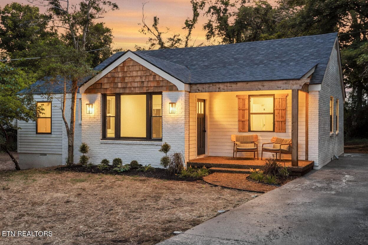 1230ArdeeTwilight - 1230 Ardee Ave, Nashville, TN 37216
