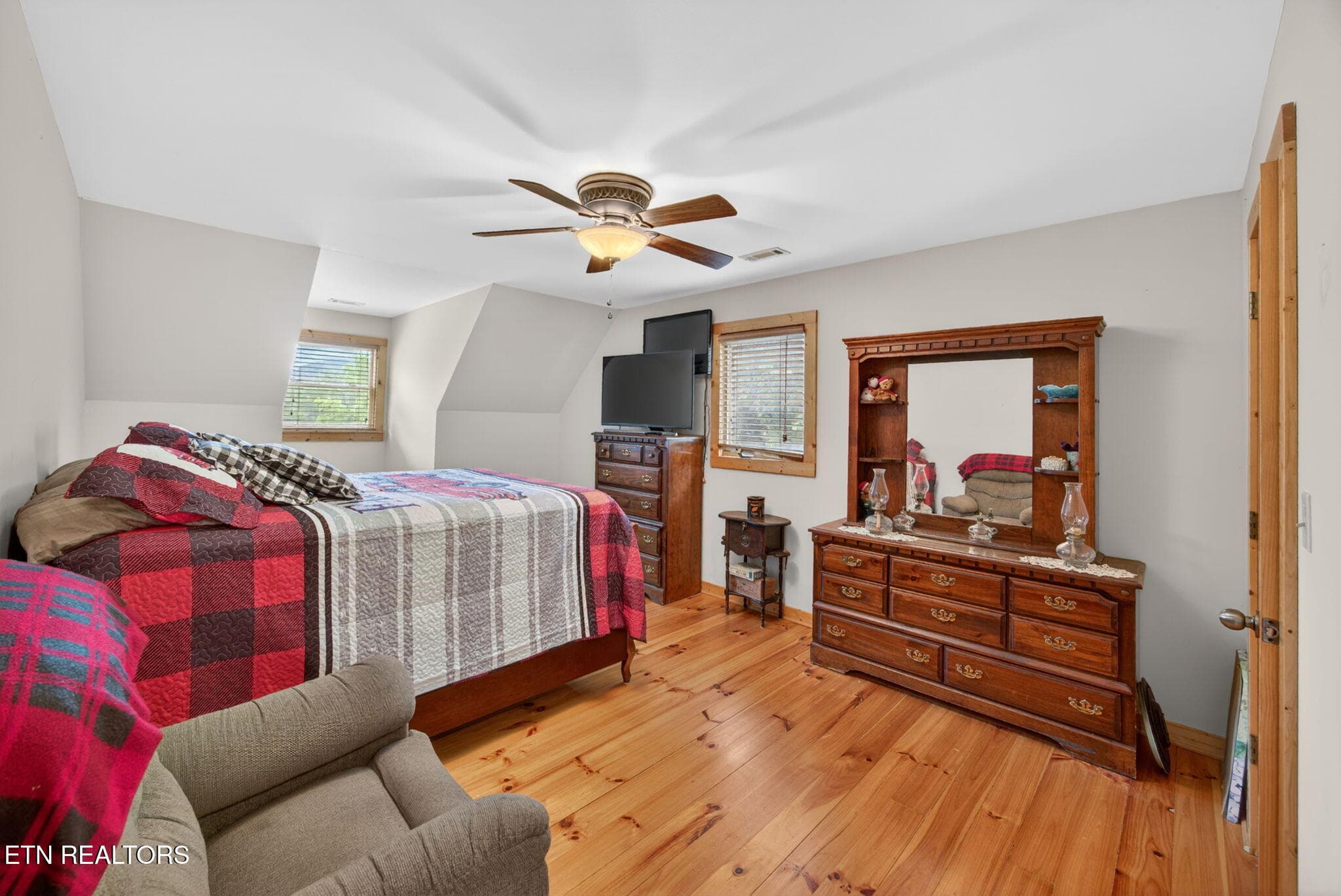 33-web-or-mls-8029-brimstone-creek-rd - 8029 Brimstone Creek Rd, Whitleyville, TN 38588