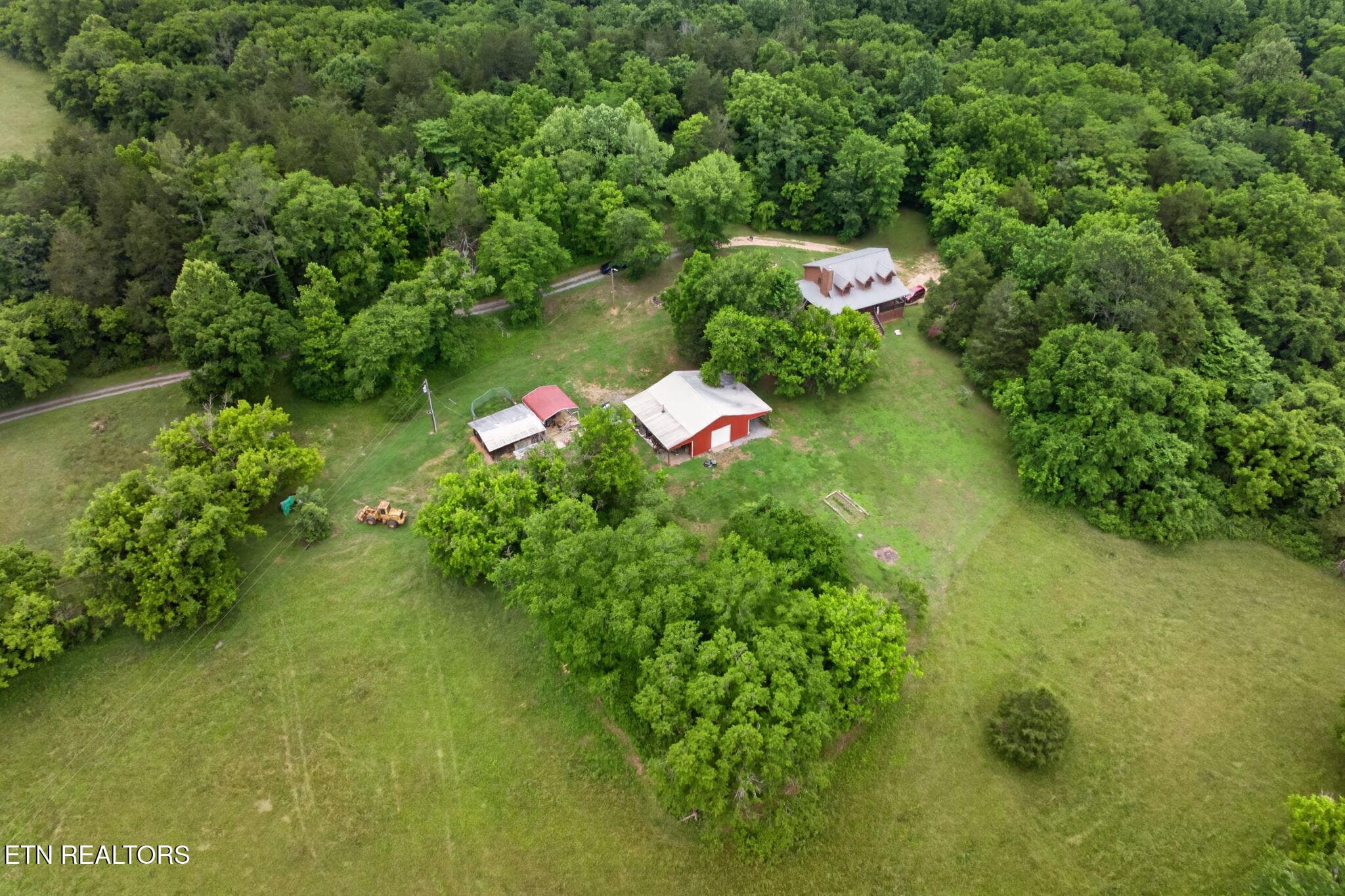 49-web-or-mls-8029-brimstone-creek-rd - 8029 Brimstone Creek Rd, Whitleyville, TN 38588