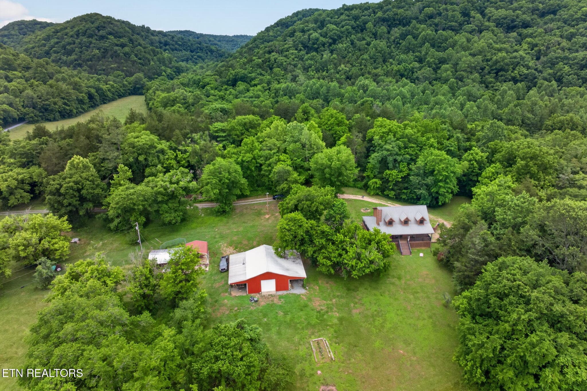 50-web-or-mls-8029-brimstone-creek-rd - 8029 Brimstone Creek Rd, Whitleyville, TN 38588