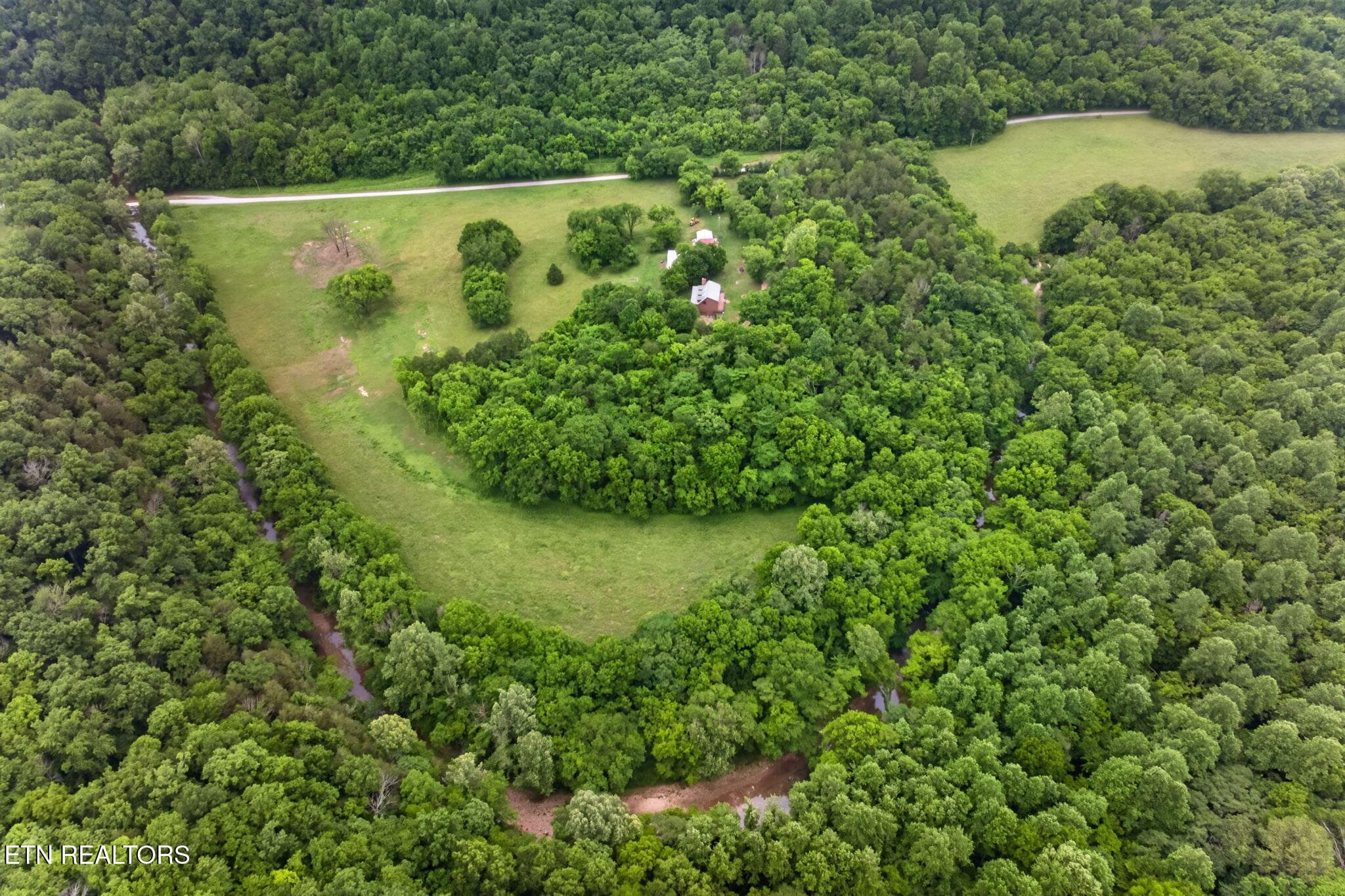 57-web-or-mls-8029-brimstone-creek-rd - 8029 Brimstone Creek Rd, Whitleyville, TN 38588