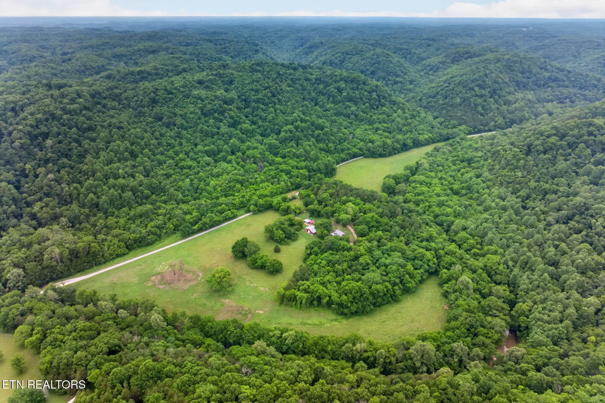 58-web-or-mls-8029-brimstone-creek-rd - 8029 Brimstone Creek Rd, Whitleyville, TN 38588