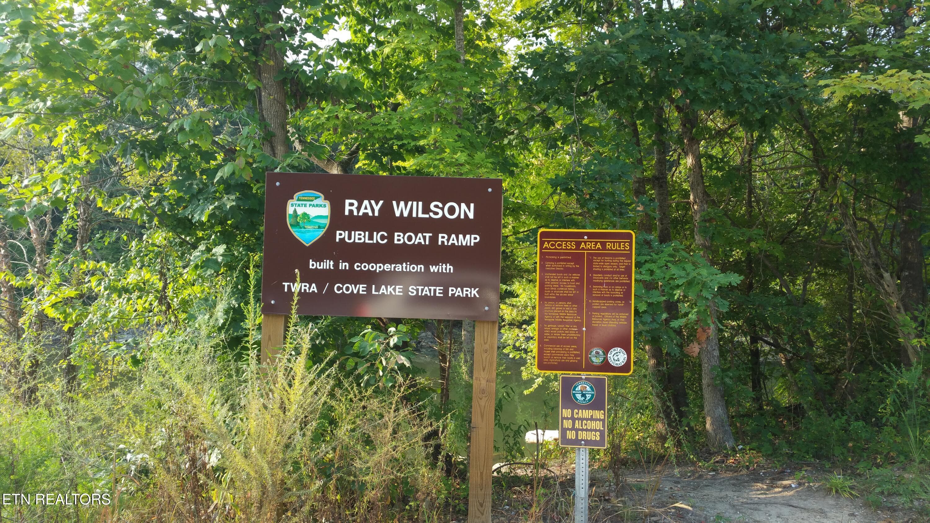 Public Boat Launch - 819 Island Ford Rd, Jacksboro, TN 37757